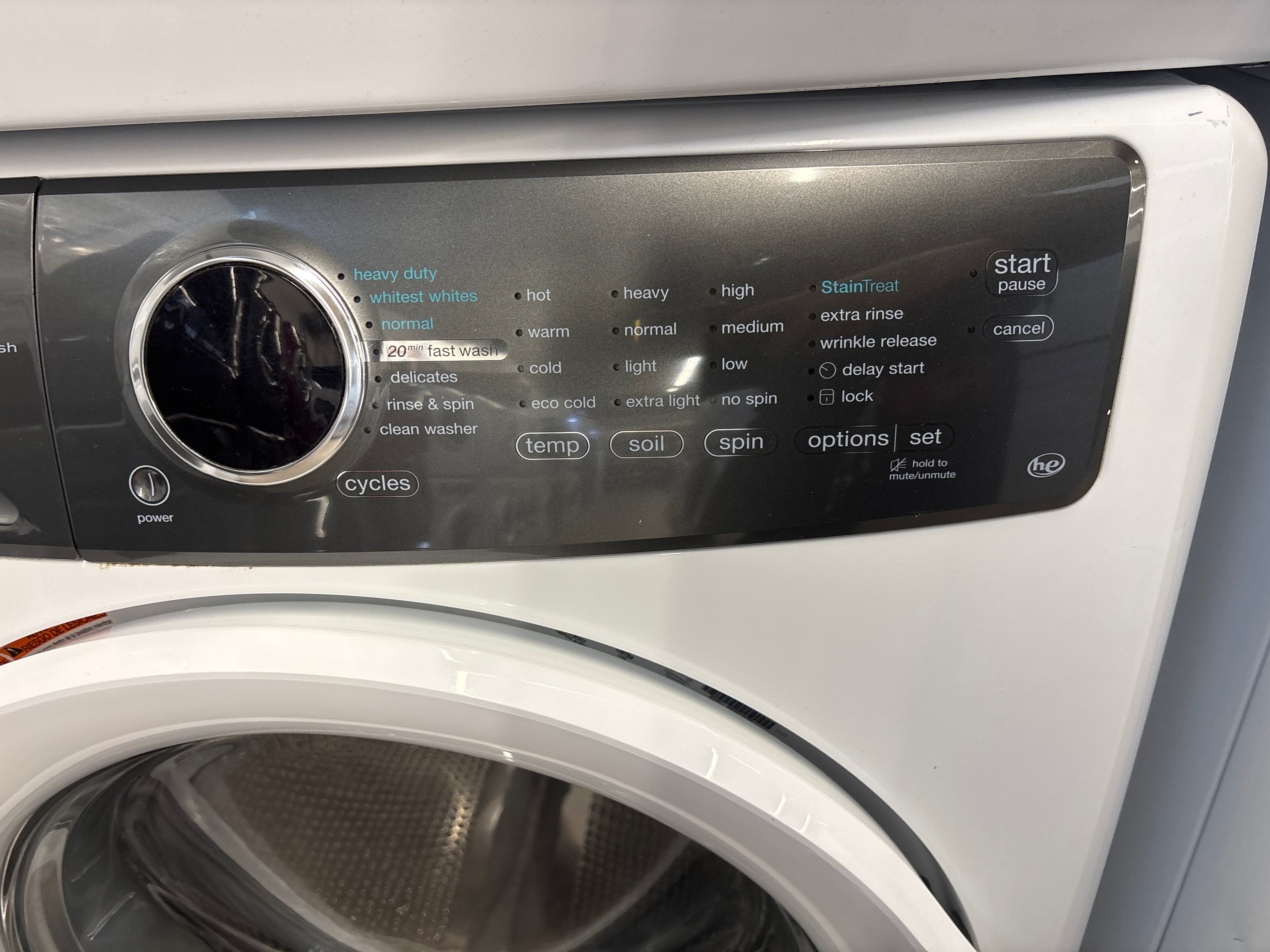 ELECTROLUX 27” Front load washer  - EFLW417SIW0