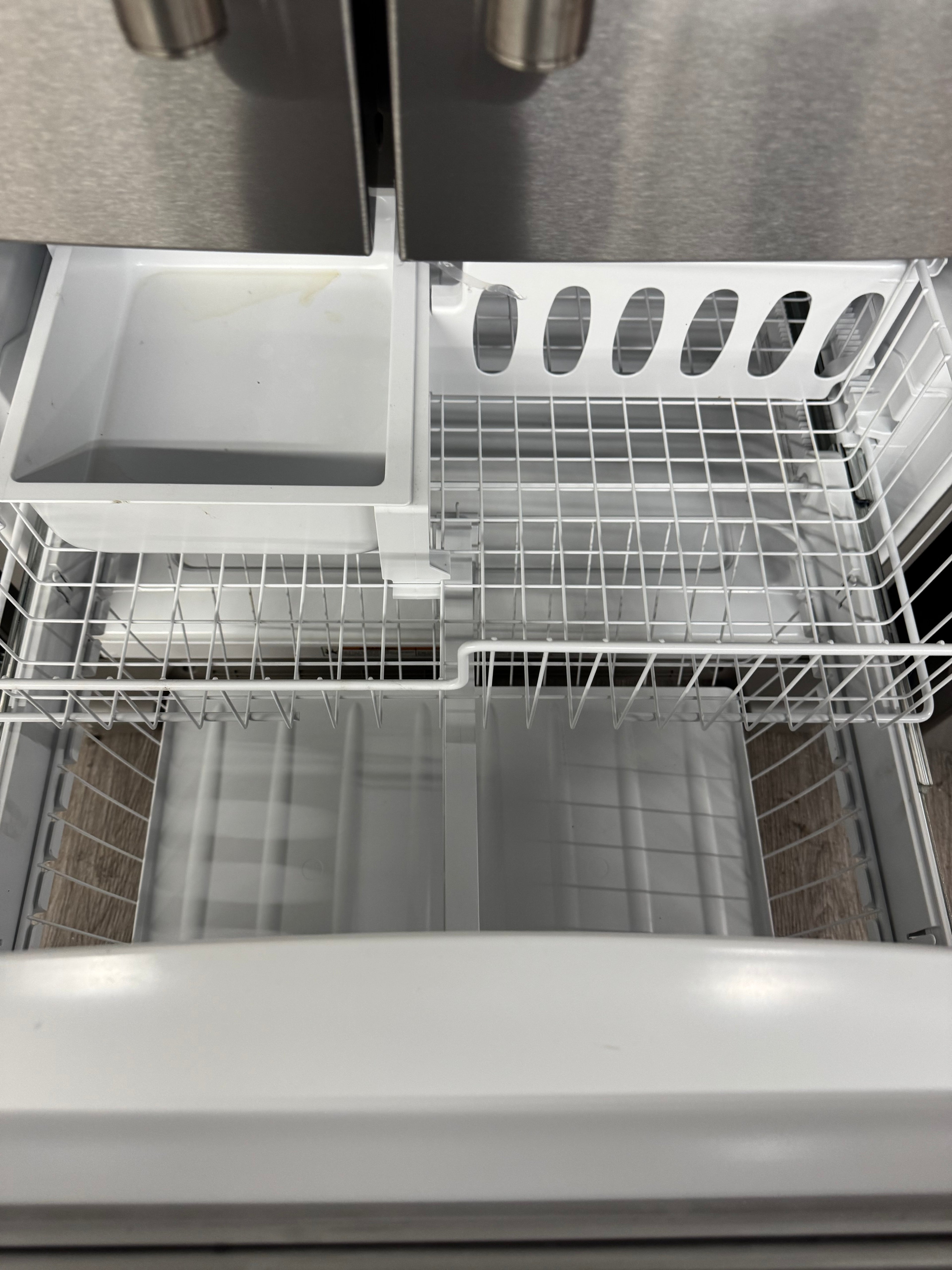 OPEN BOX - MAYTAG 33” French Door Refrigerator - MRFF5033PZ02