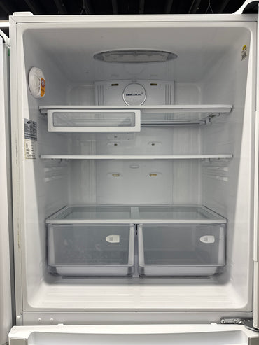 Samsung 32" Bottom-Freezer Refrigerator -RB194ACWP