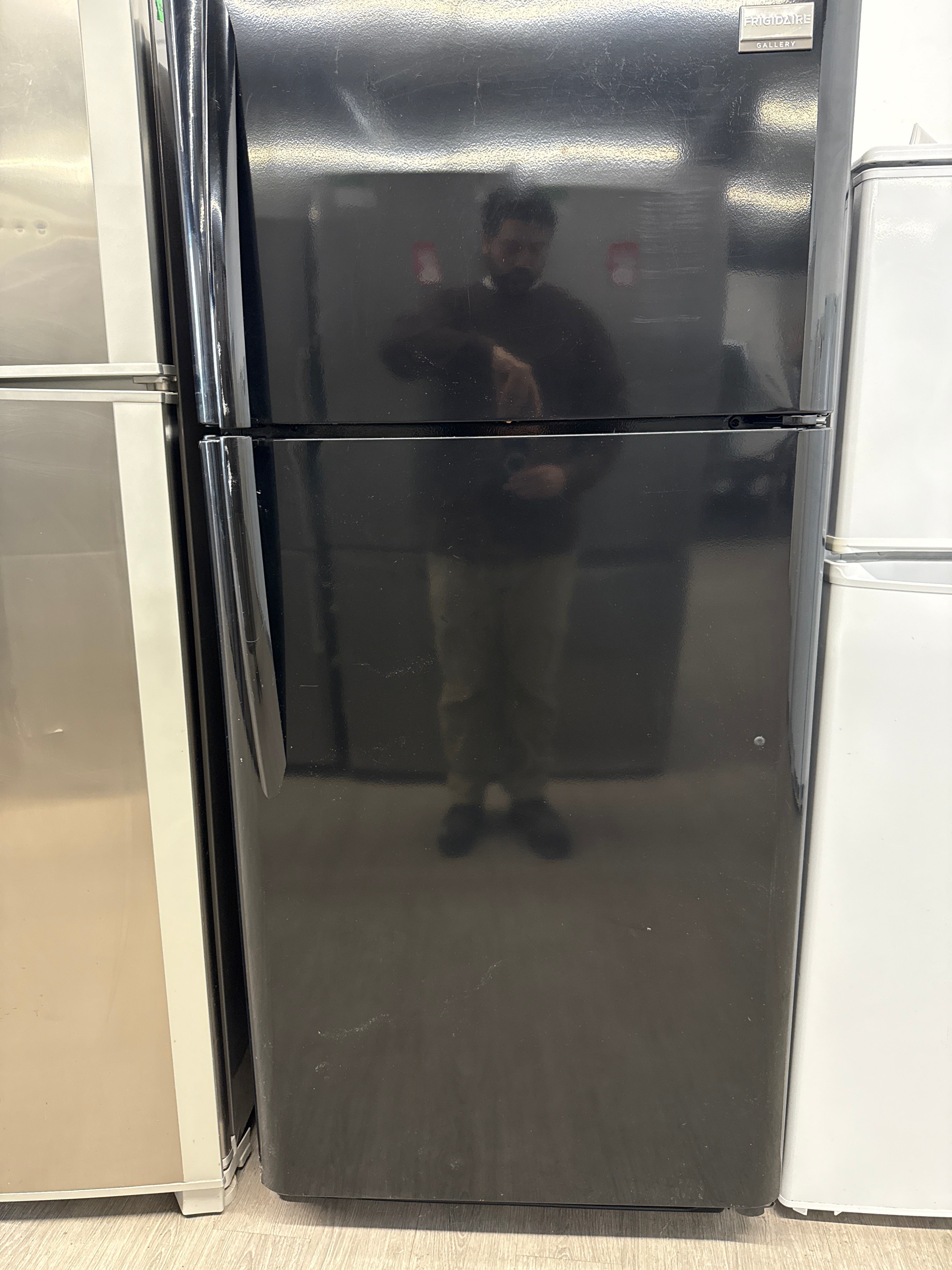 Frigidaire 30” Top Freezer Refrigerator - FRT18G6JW2