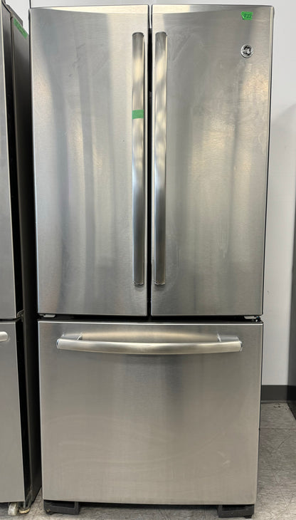 GE 30” FRENCH DOOR REFRIGERATOR WITH ICE MAKER - PNR20KSEAFES