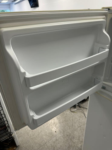 CROSLEY 24” TOP FREEZER FRIDGE