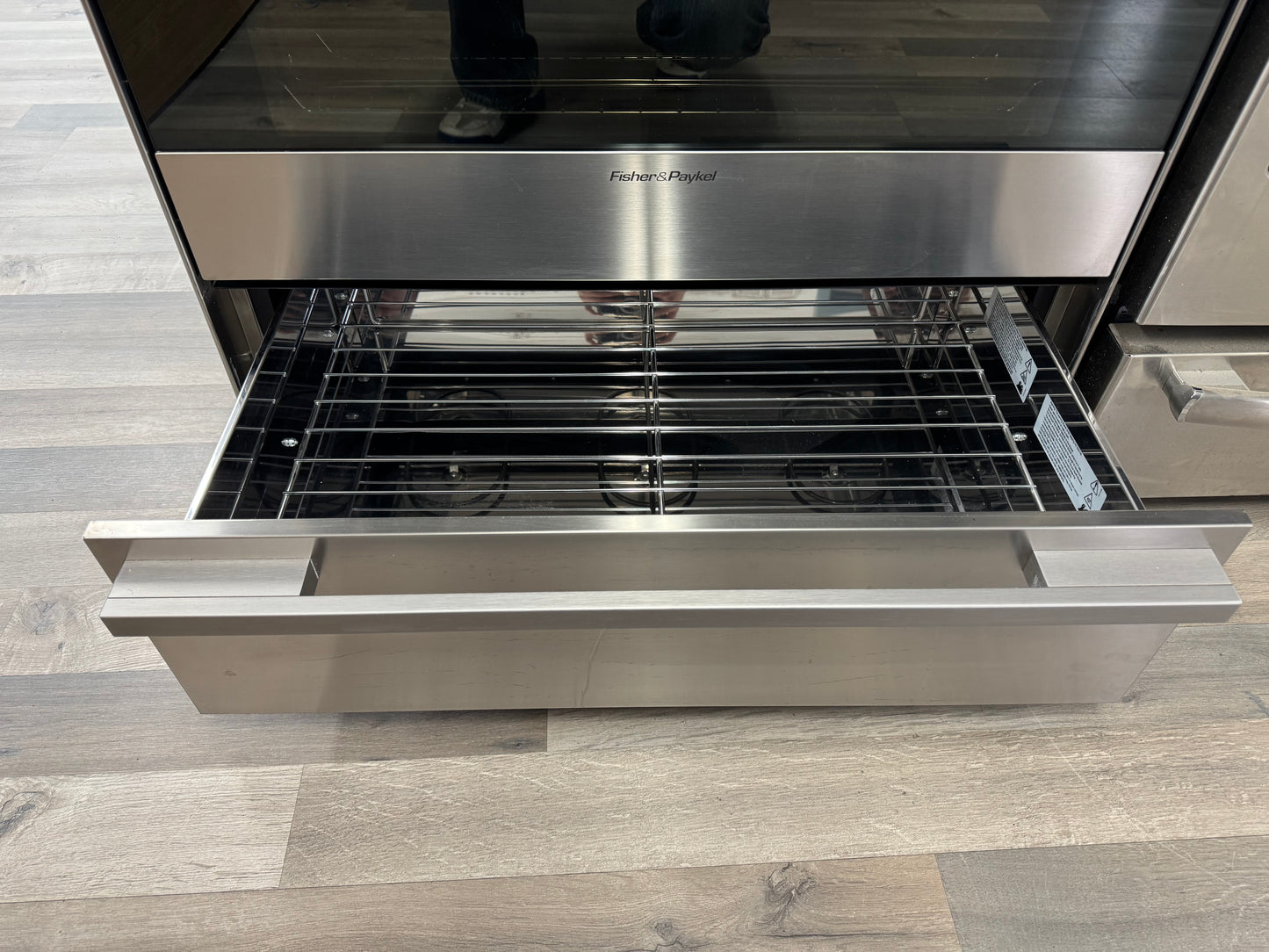 OPEN BOX - Fisher & Paykel Slide-In Induction Range - OR30SDPWSX1