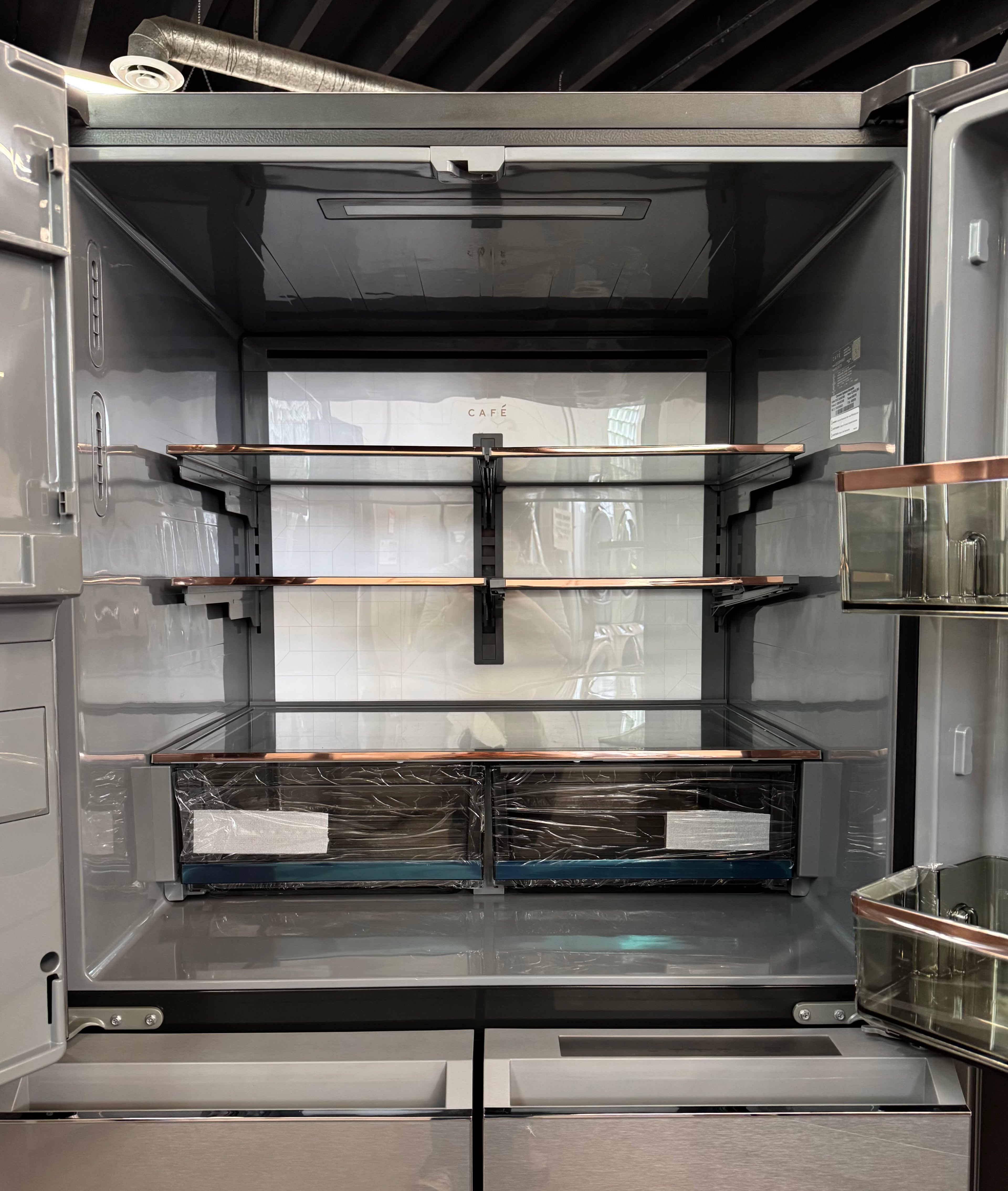 OPEN BOX - Café 36” French Door Fridge with Water & Ice Dispenser - CQE28DM5NS5