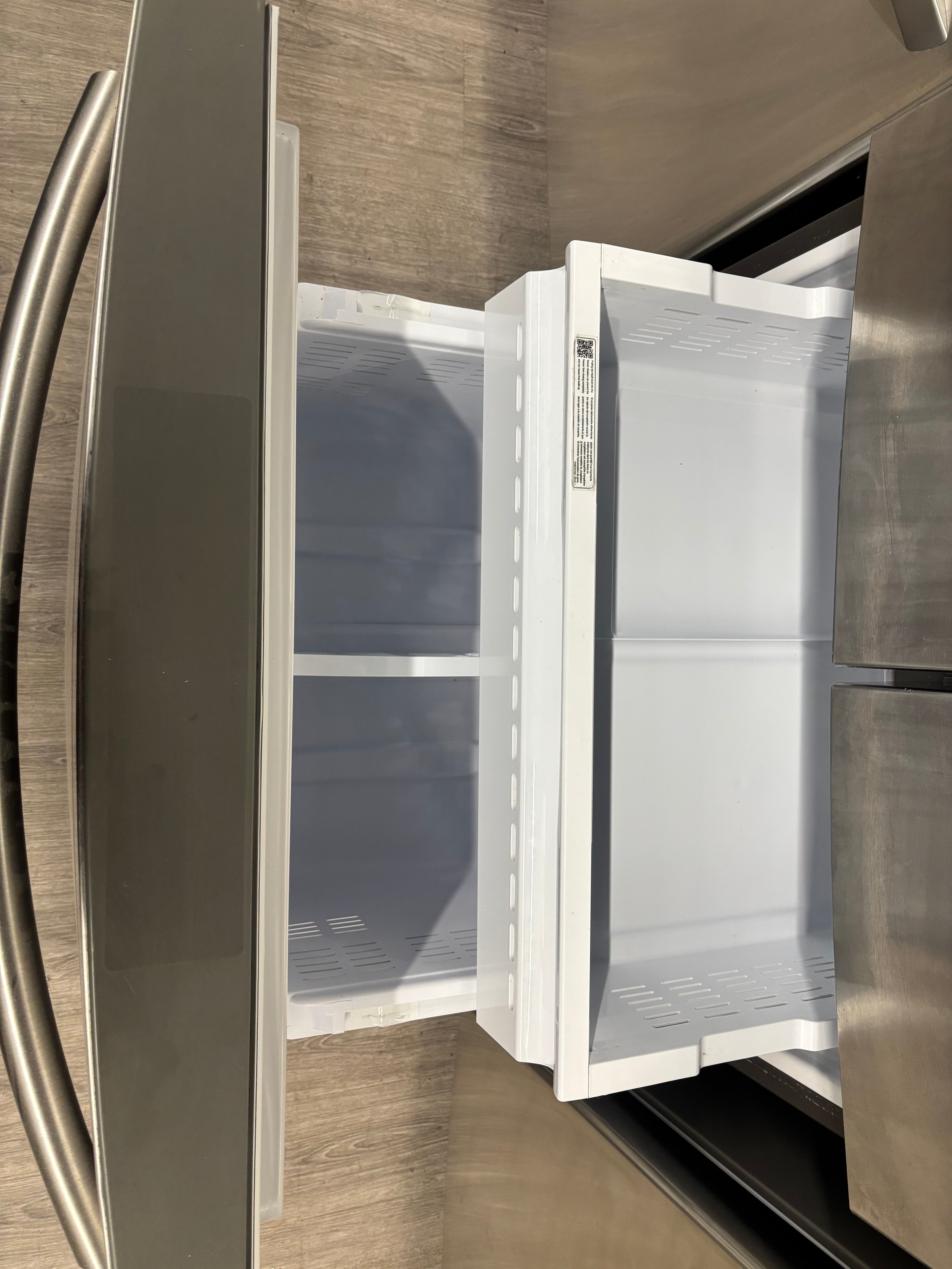 Samsung 30” French Door Refrigerator - RF220NCTASR