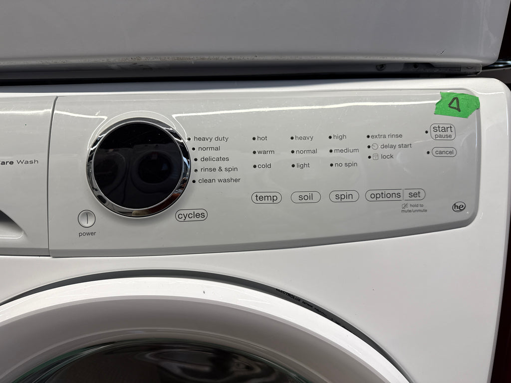 Electrolux 27" Front Load Washer&Dryer Set (EFLW317TIW2 & ELFE733CAW0)