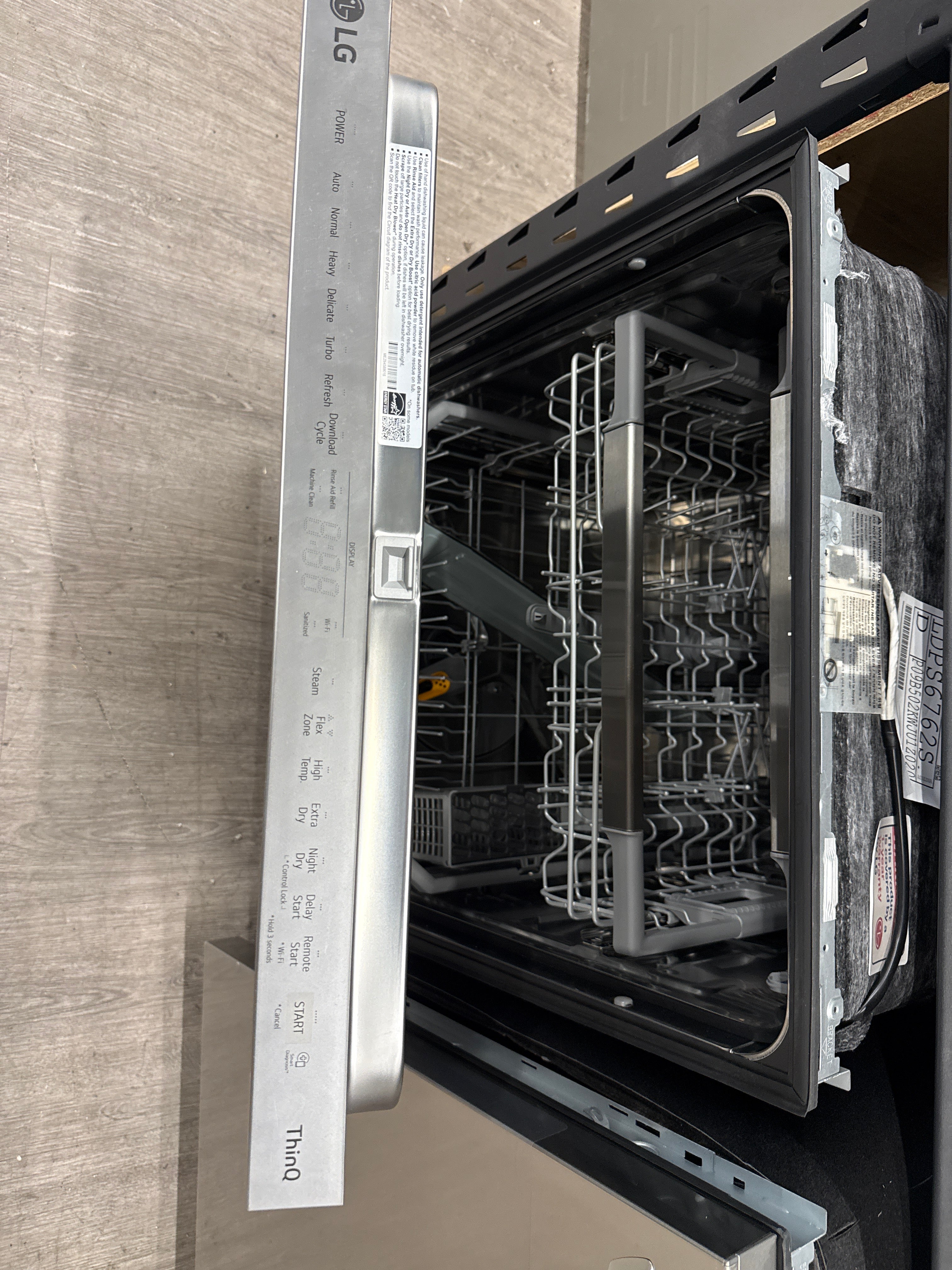 NEW - LG 24" Built-In Dishwasher - LDPS6762S (1 YEAR MANUFACTURER WARRANTY)