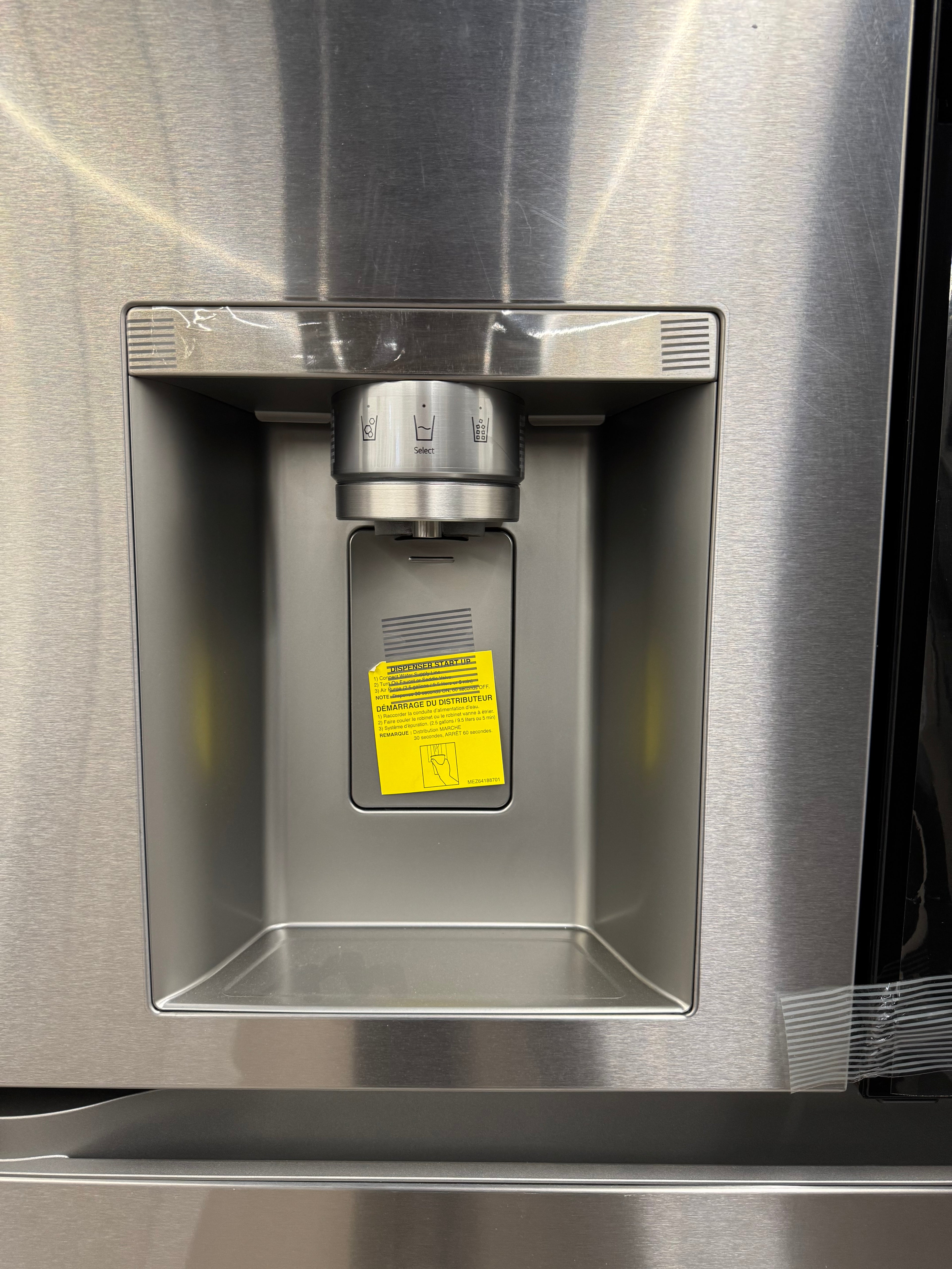 NEW - LG 36” French Door Fridge With water Dispenser - LF29S8365S (1 YEAR MANUFACTURER WARRANTY)