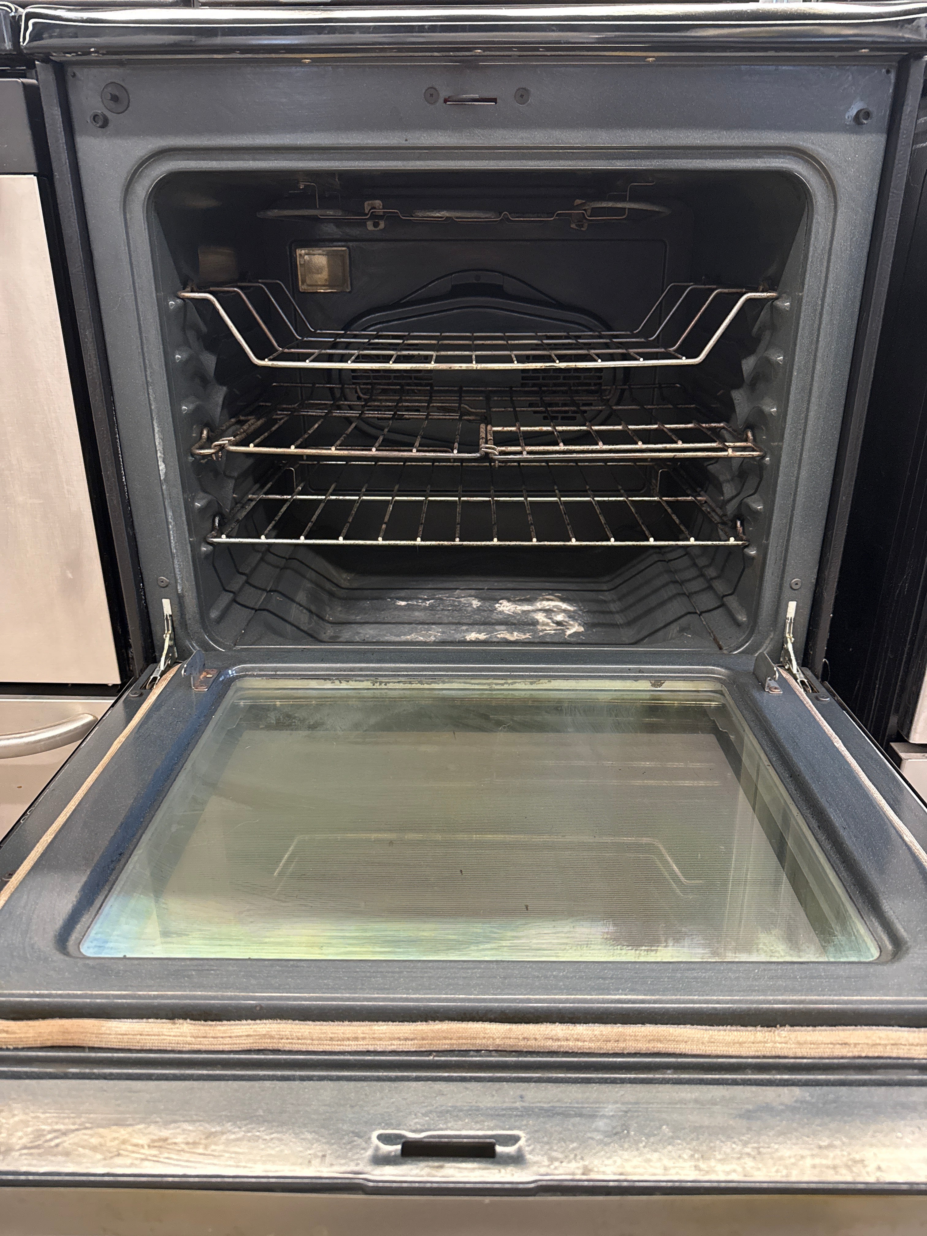 Frigidaire 30" Freestanding Glass Top Range - CPEF3081KFC