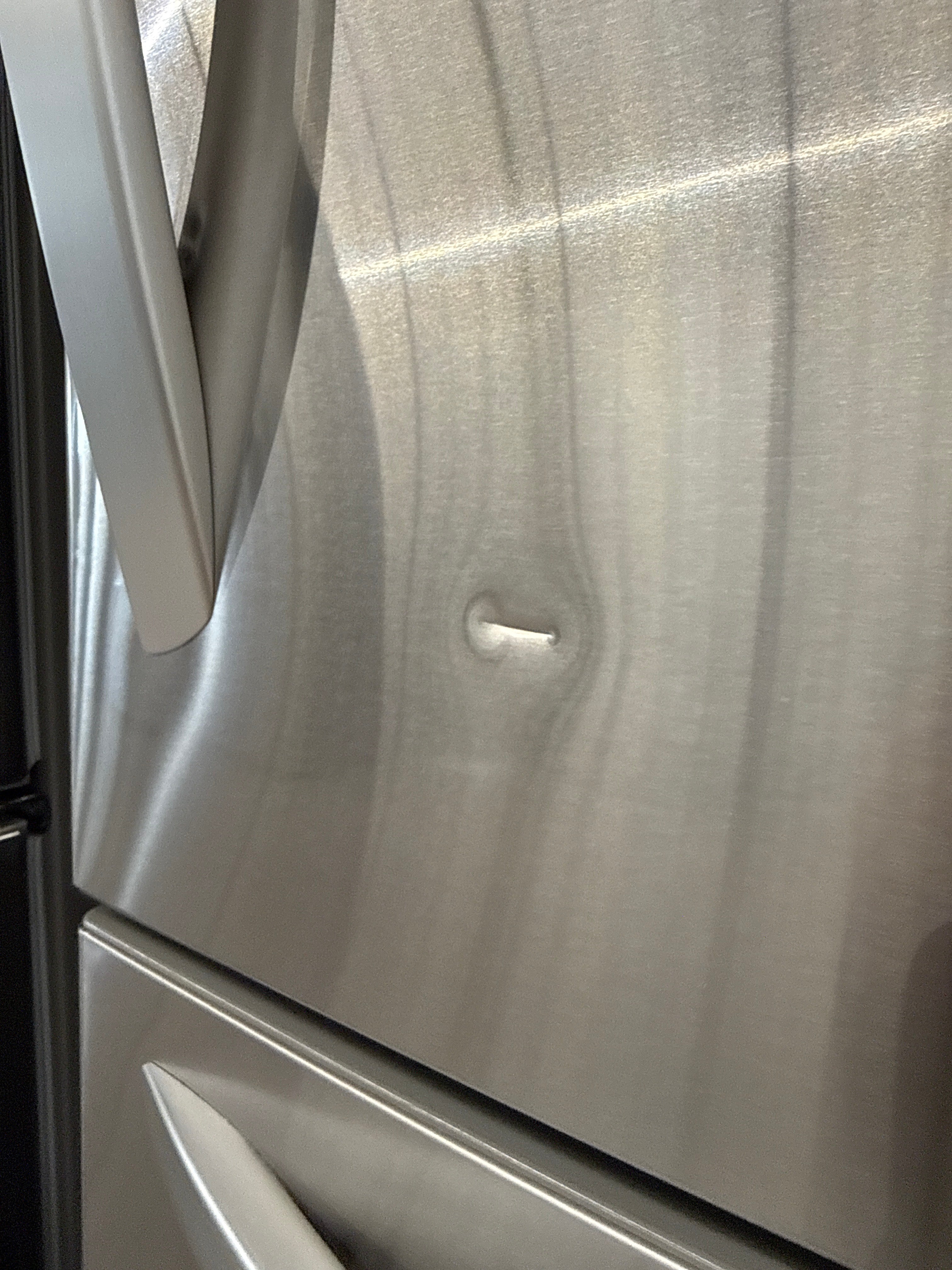 NEW - LG 30” Bottom Freezer Refrigerator - LRDNS2200S (1 YEAR MANUFACTURER WARRANTY)