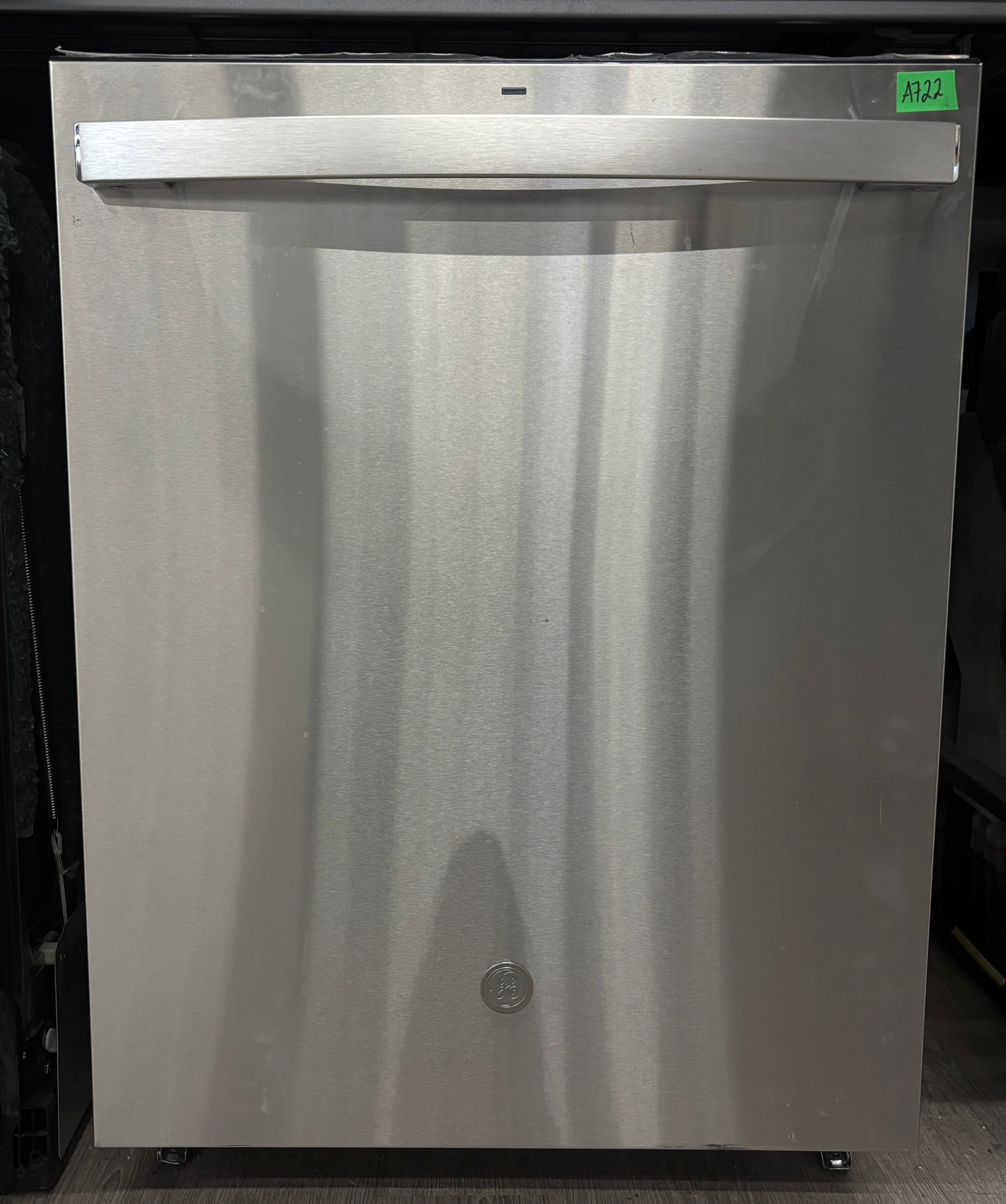 OPEN BOX - GE 24” Built-In Dishwasher-GDT650SYV2FS