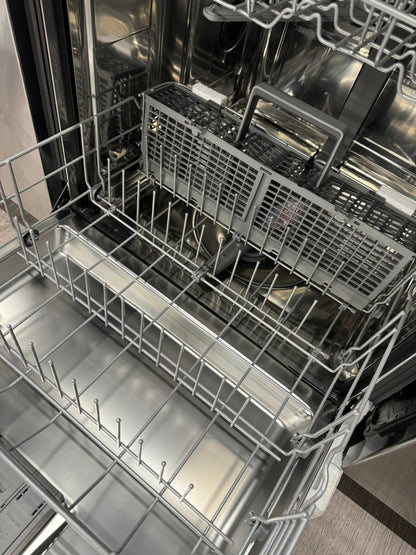 OPEN BOX - LG 24" Built-In Dishwasher - LDFN3432T