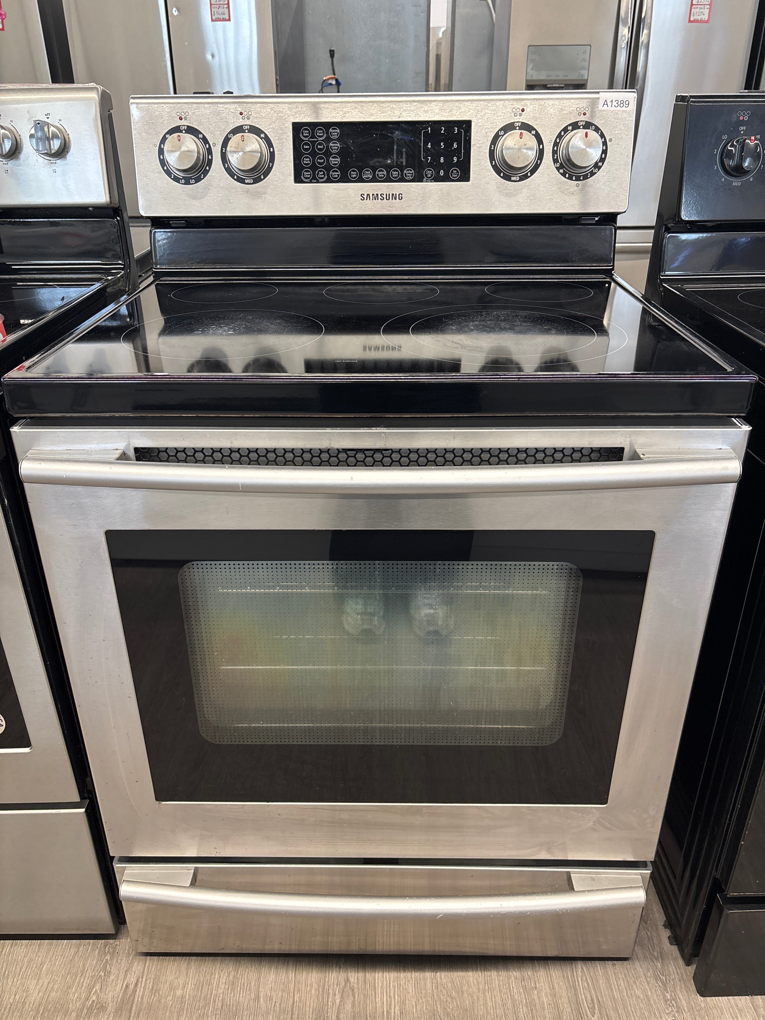 SAMSUNG 30” Glass top range - FT0386LWX/ZAC