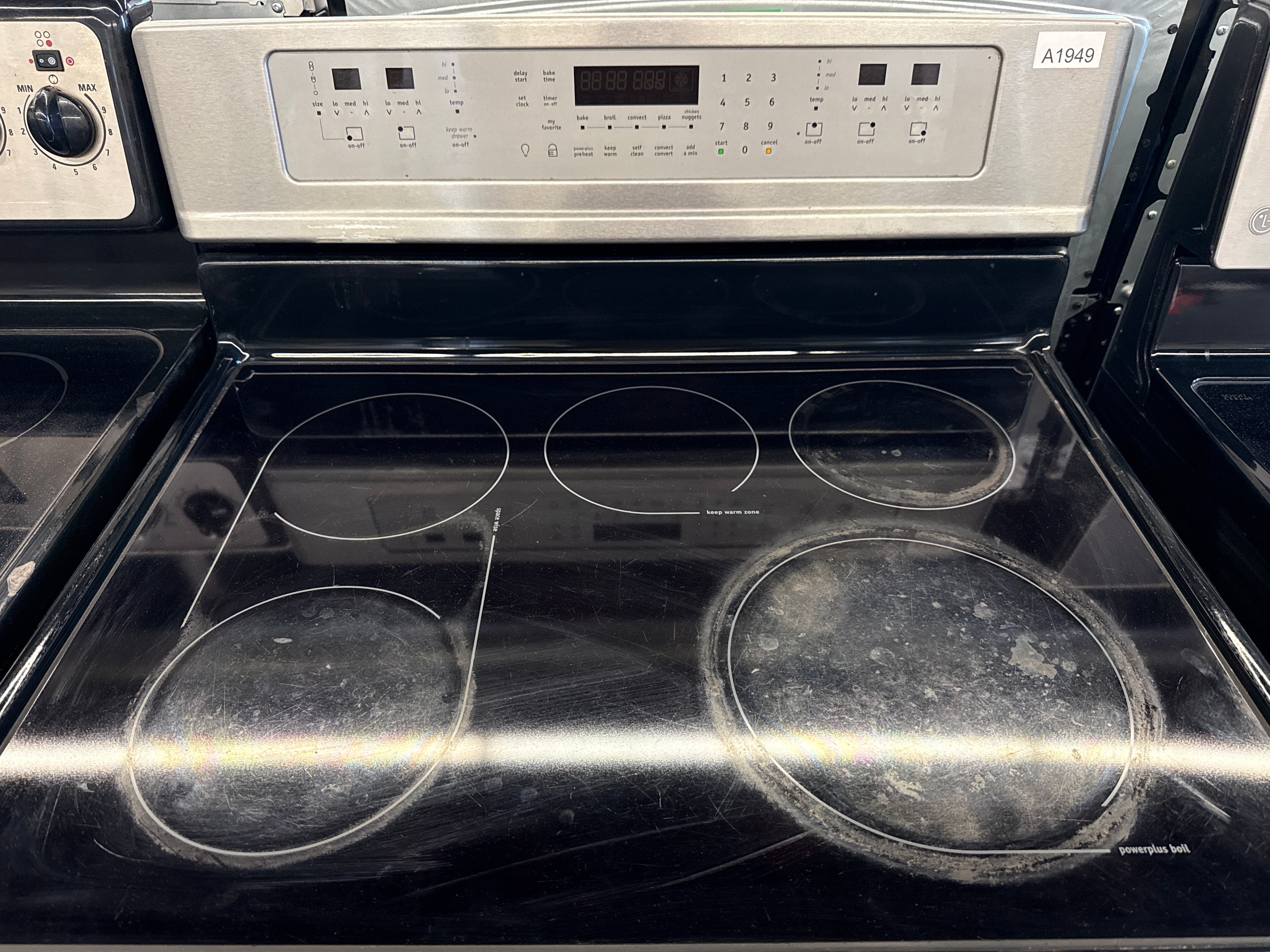 Frigidaire 30" Freestanding Glass Top Range - CPEF3081KFC