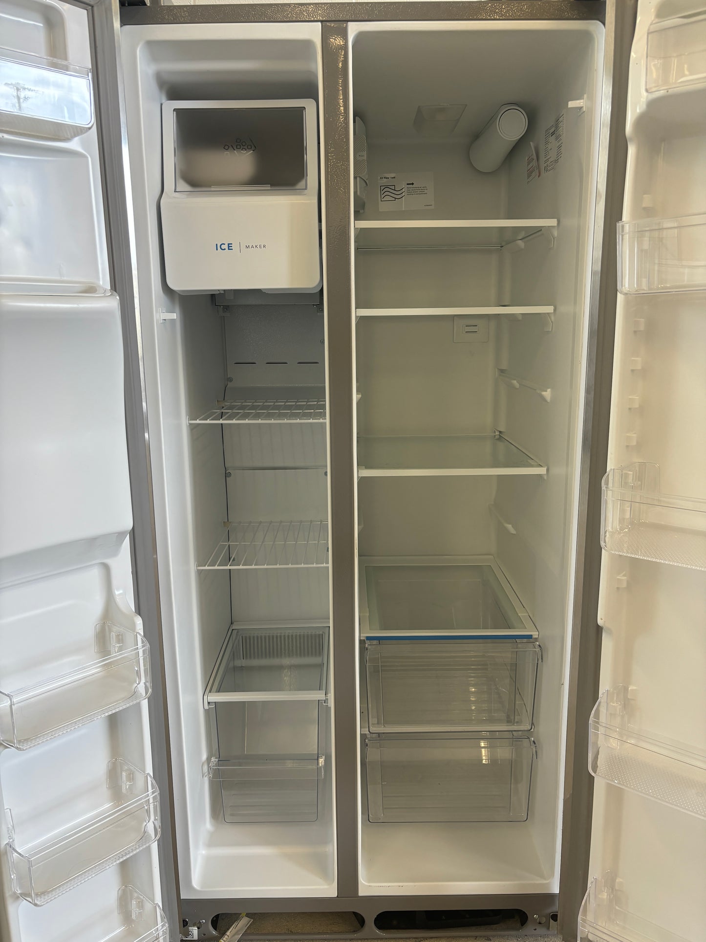 OPEN BOX - Frigidaire 33" Side by Side Fridge with Water Dispenser - FRSS2323AS8