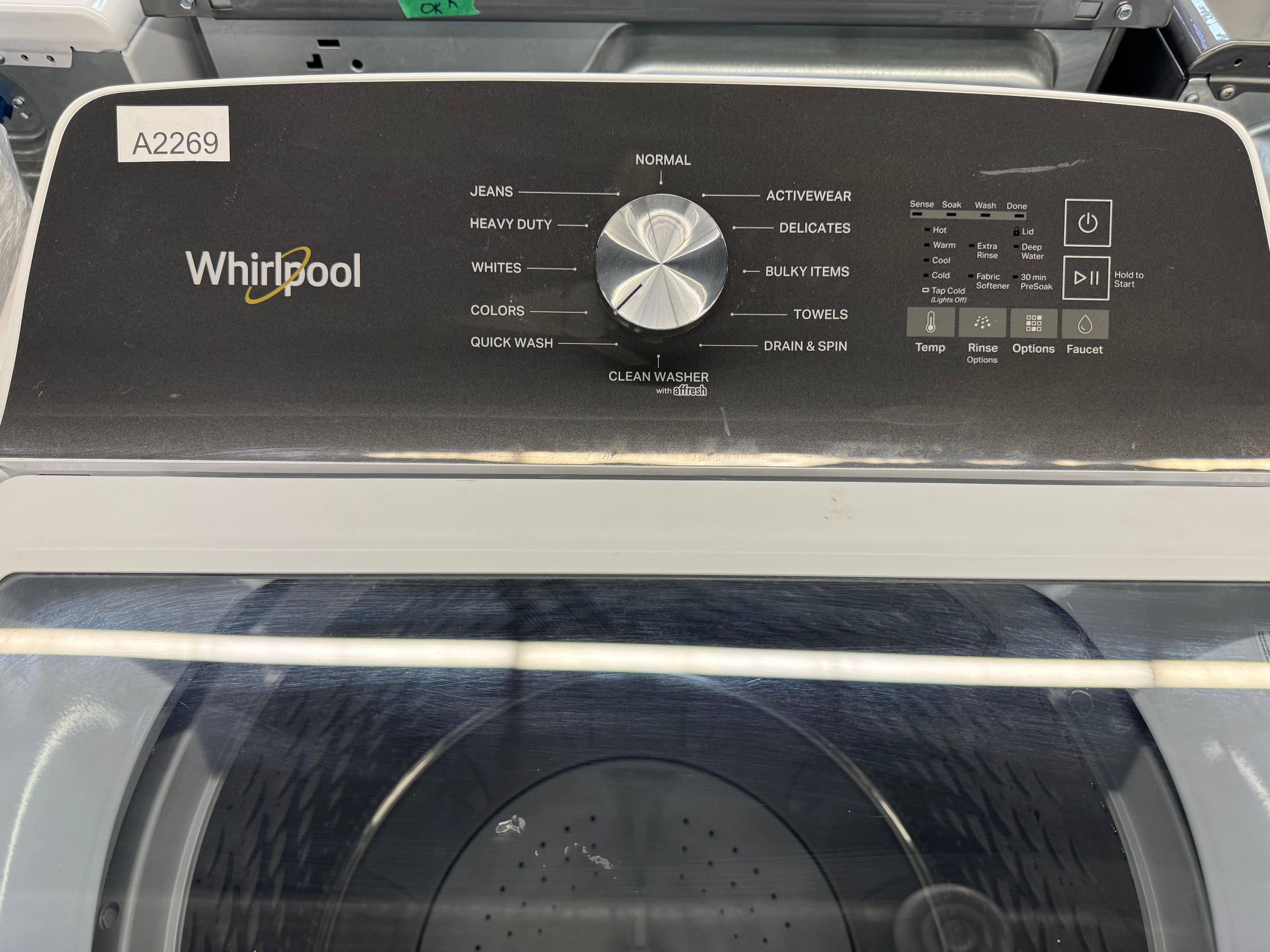 OPEN BOX - Whirlpool 27” Top Load Washer - WTW5020SW0