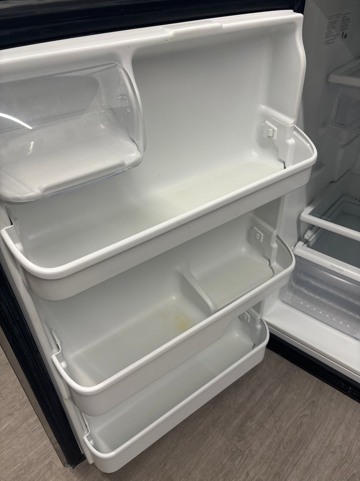 Frigidaire 30 Inch Top Freezer Fridge