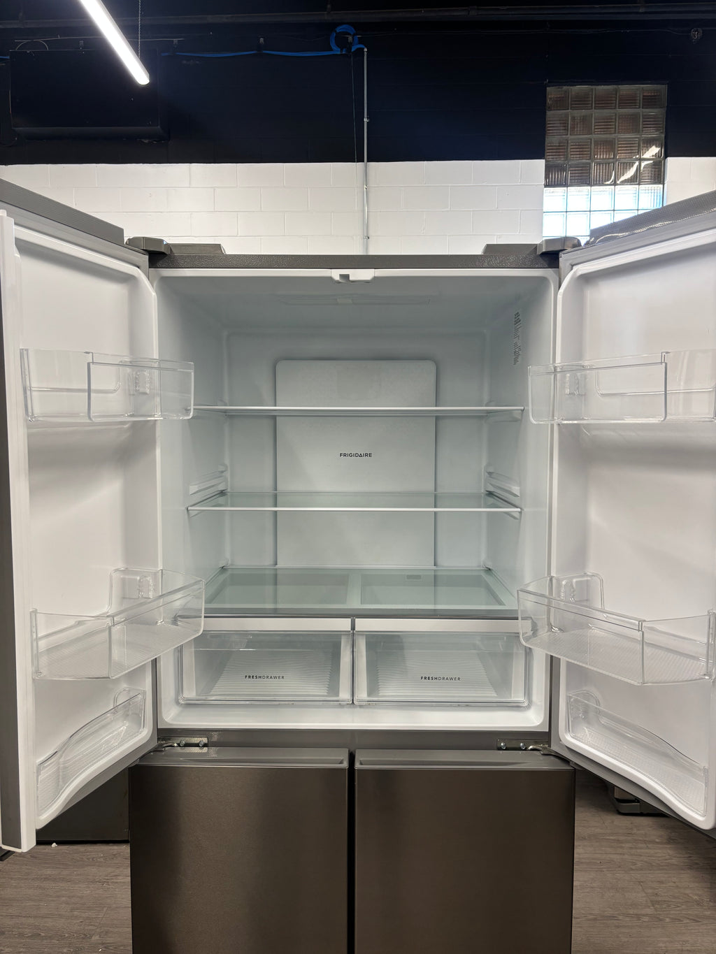 Frigidaire 33” French Door Refrigerator - FFBN1721TV
