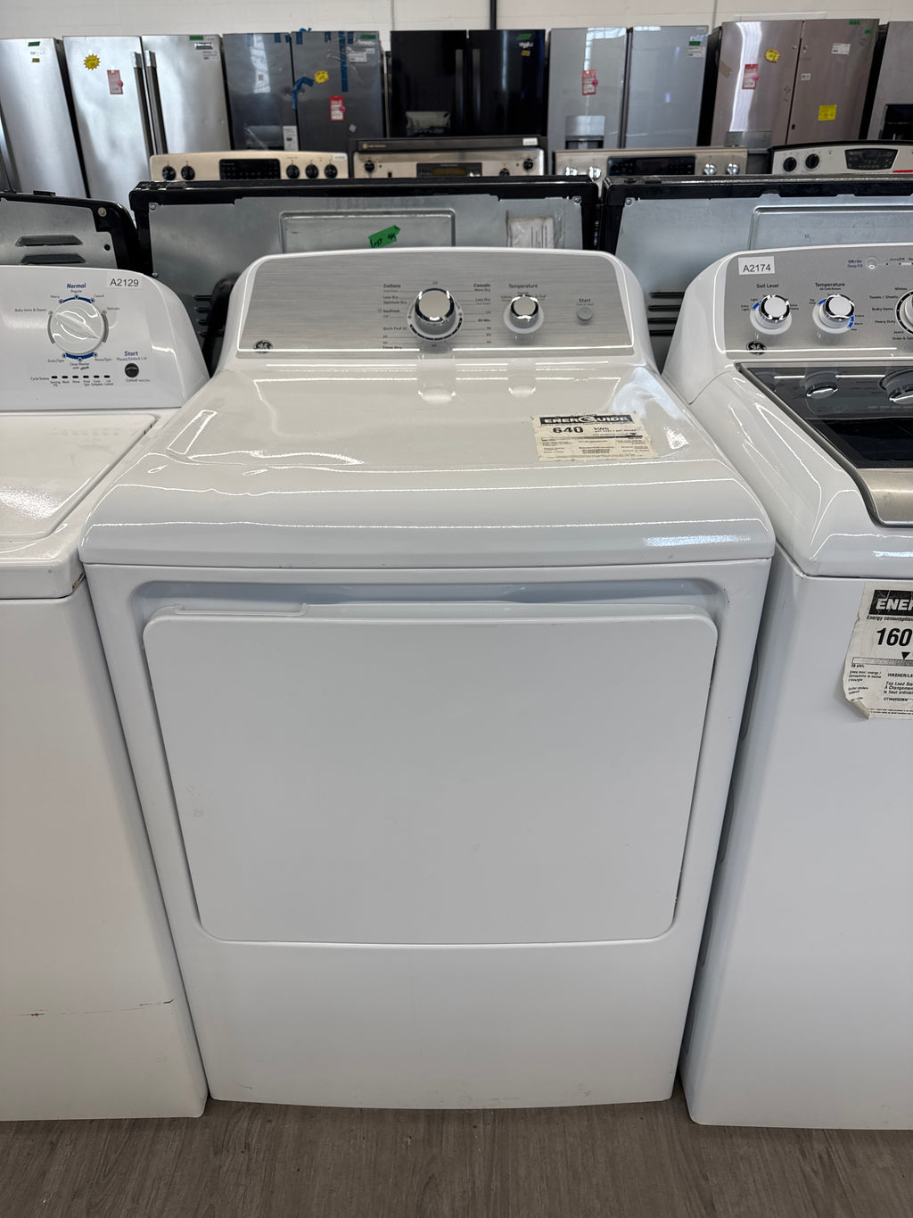 GE 27” Top Load Washer & Dryer Set (GTW495DMN1WS & GTX33EBMR0WS)