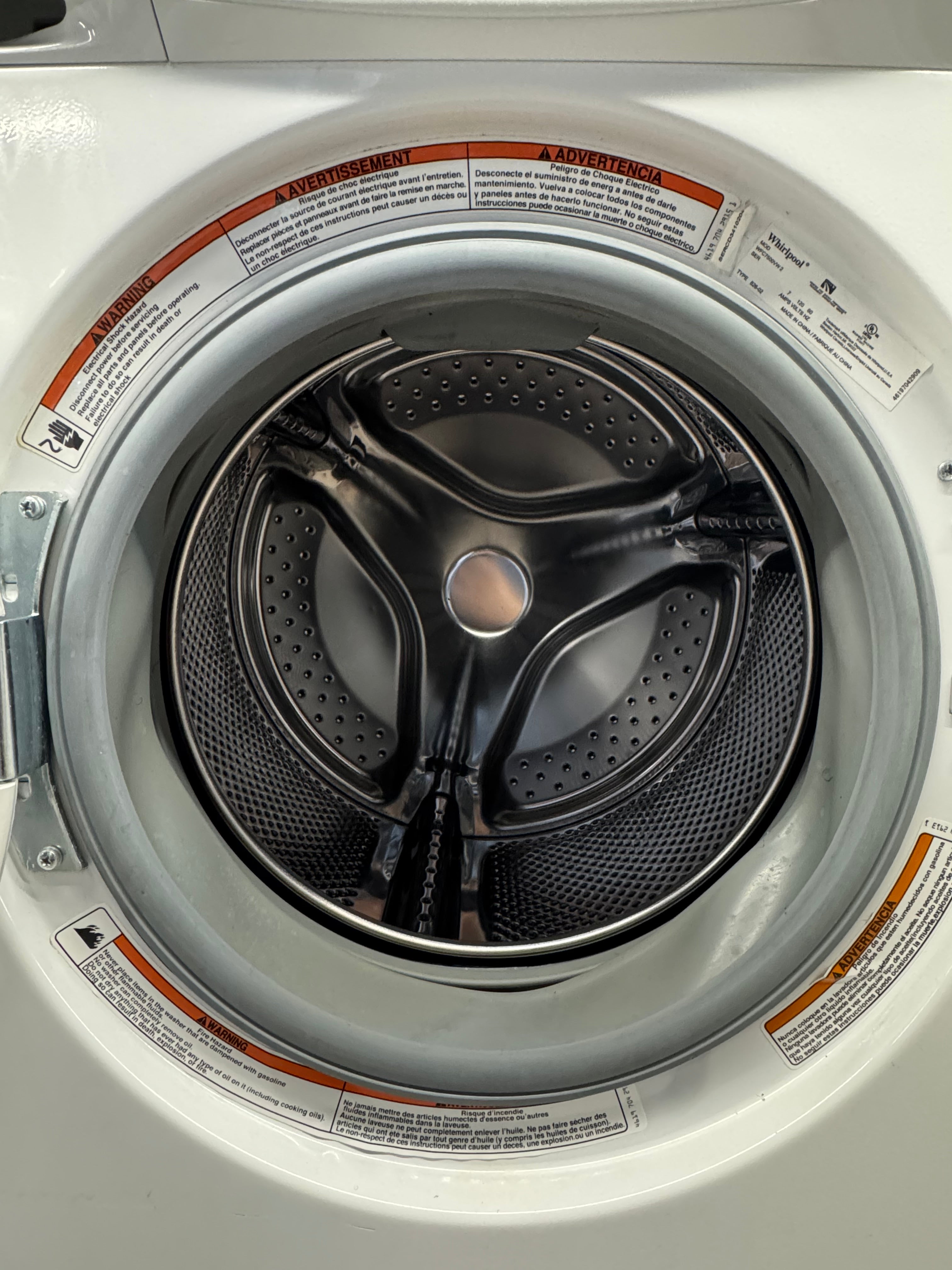 Whirlpool 24” Front Load Washer & Dryer Set (WFC7500VW2 & YWED7500VW)