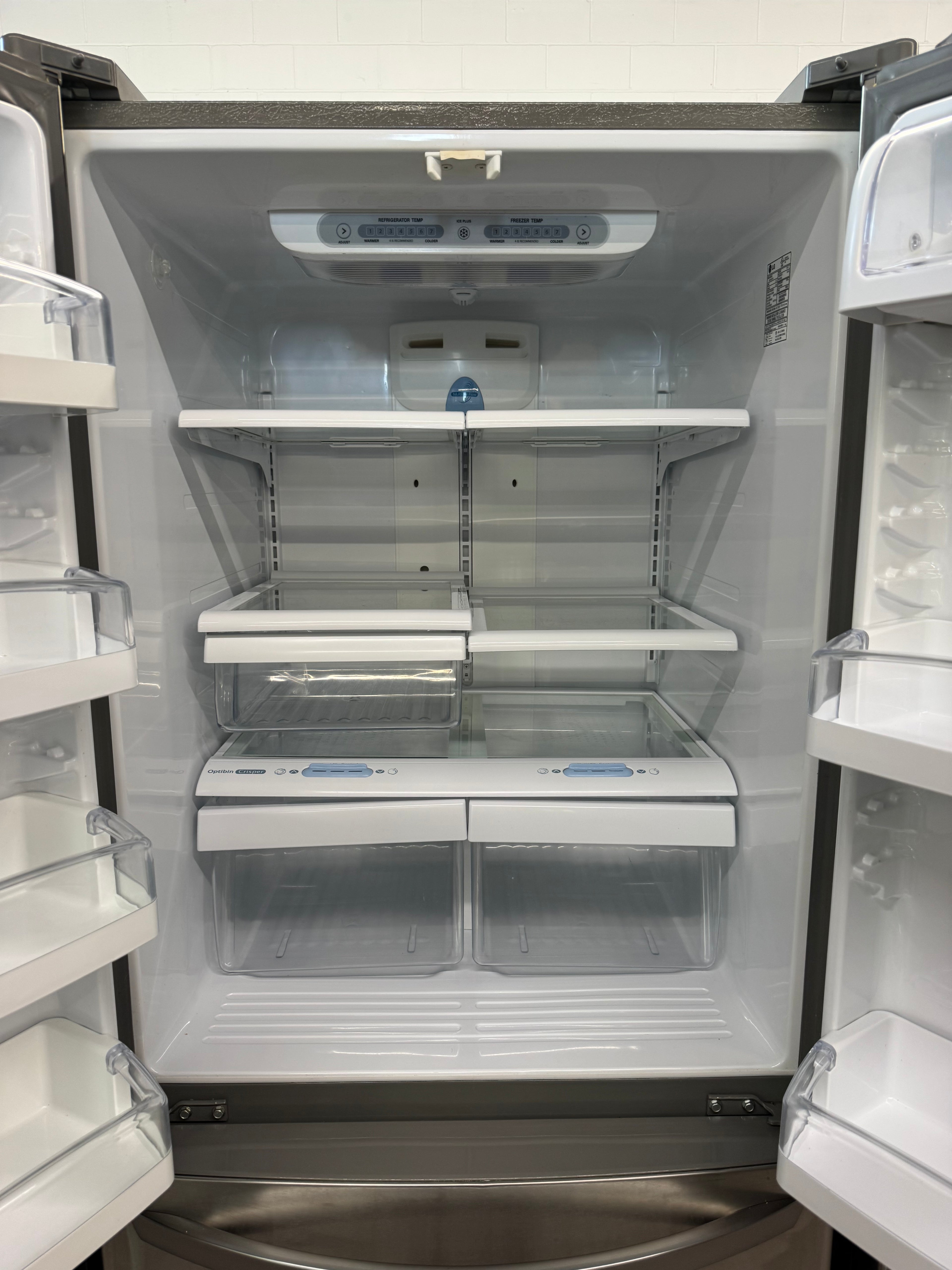 LG 30” French Door Refrigerator - LFC20745ST/03