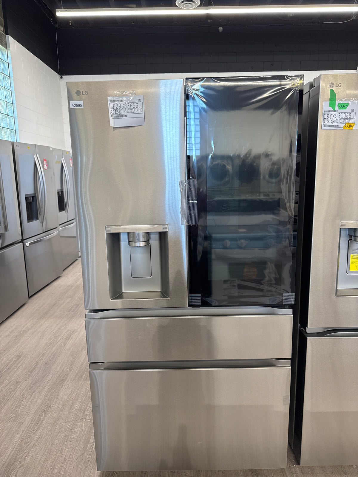 NEW - LG 36” InstaView® Door-in-Door® French Door Refrigerator – LF29S8365S (1 YEAR MANUFACTURER WARRANTY)