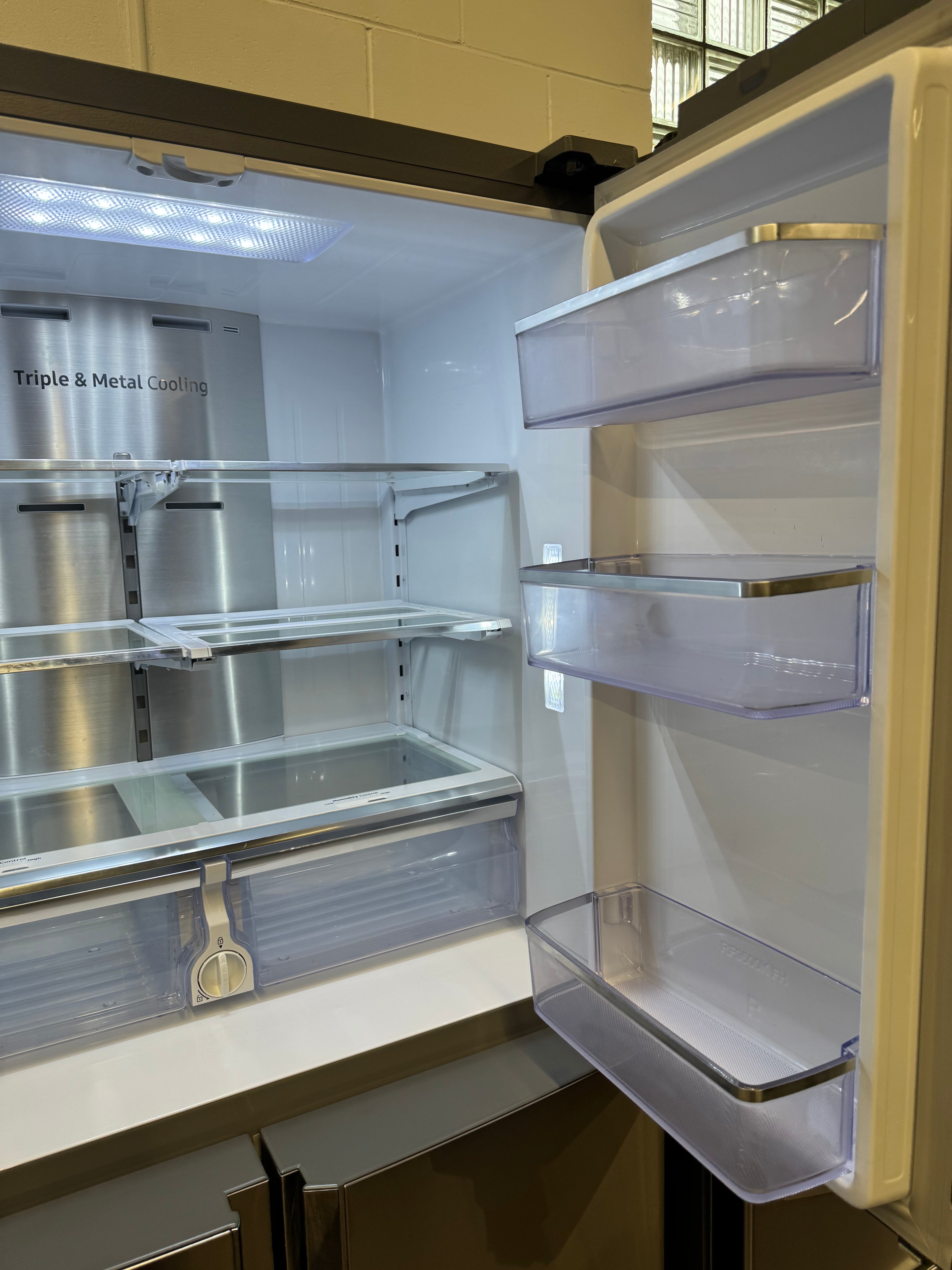 Samsung 36” 4Door Counter Depth French Door Refrigerator - RD22M9581SR/AC
