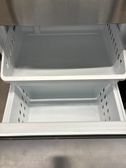 GE 30 Inch Fridge bottom freezer