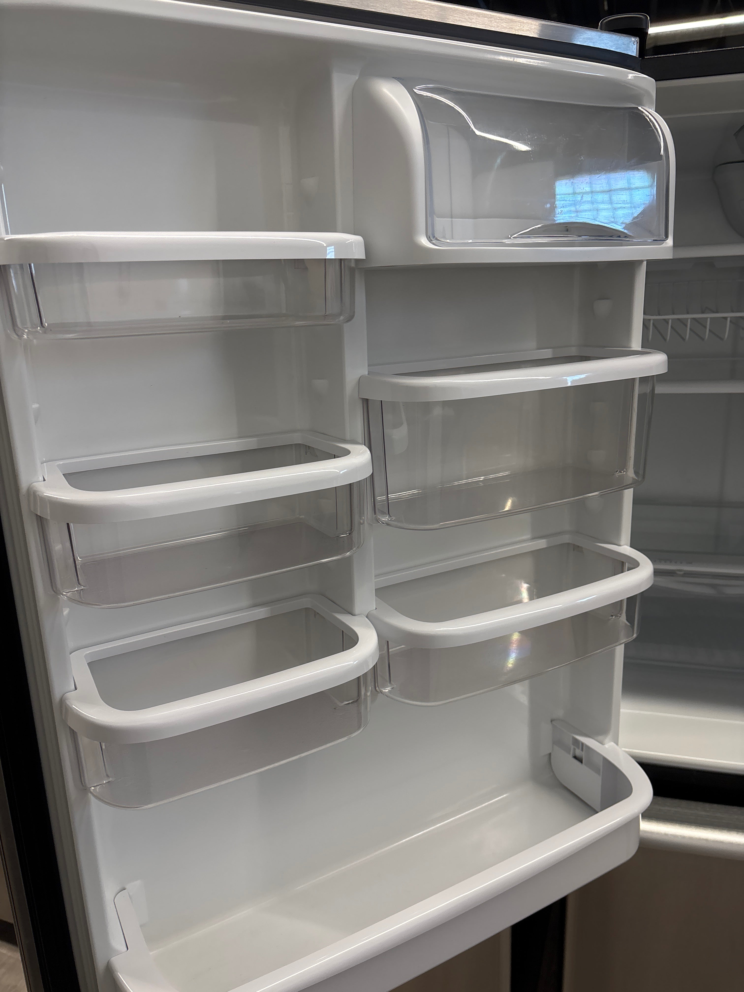 Kenmore 30” Bottom Freezer Refrigerator - 596.66953401