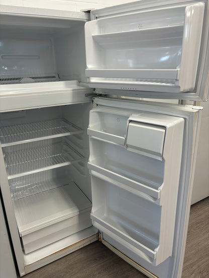 GE 24" Top Freezer Fridge - GTS12BAMBRWW