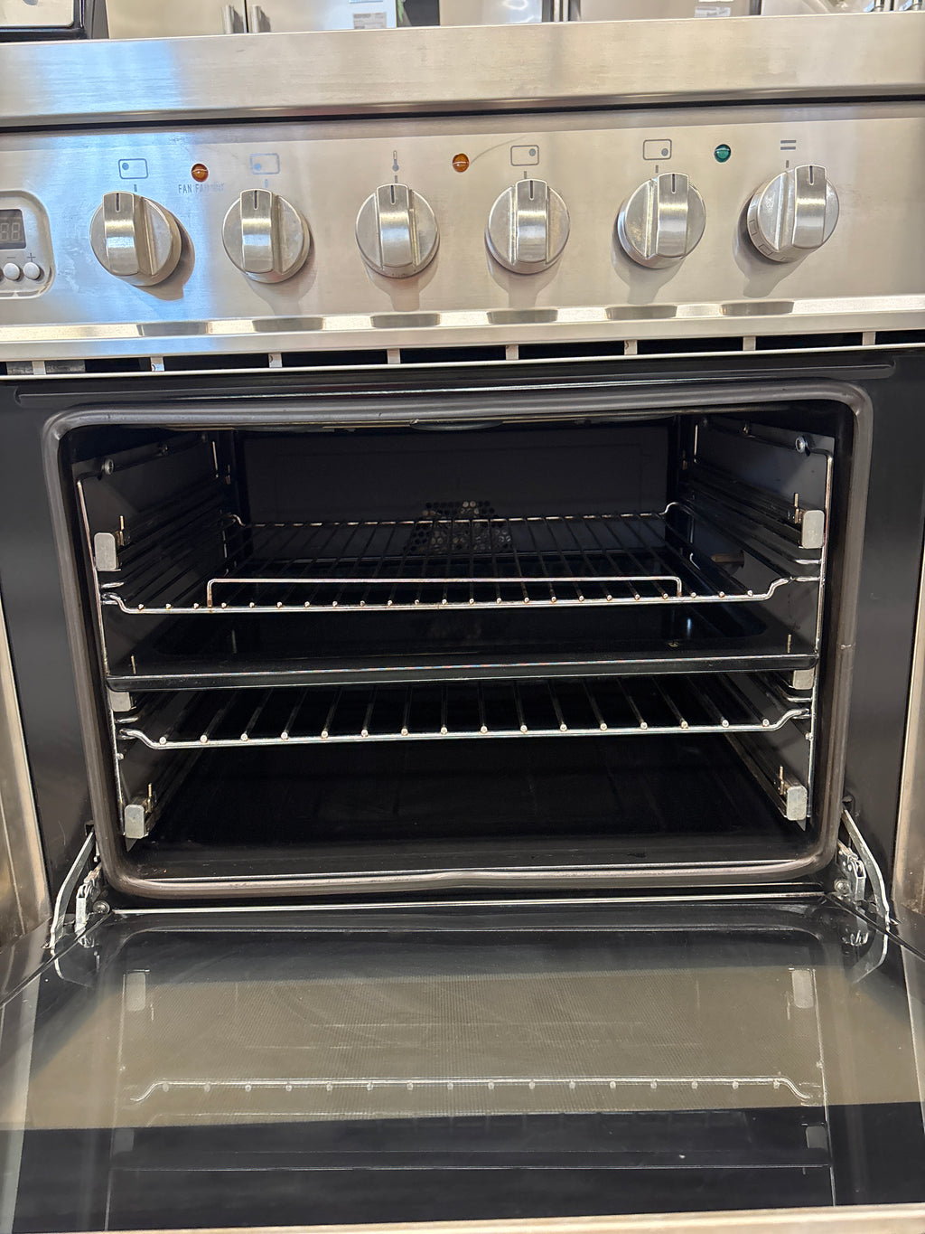 Used ILVE 30” Freestanding Induction Range - UPSI76MPI