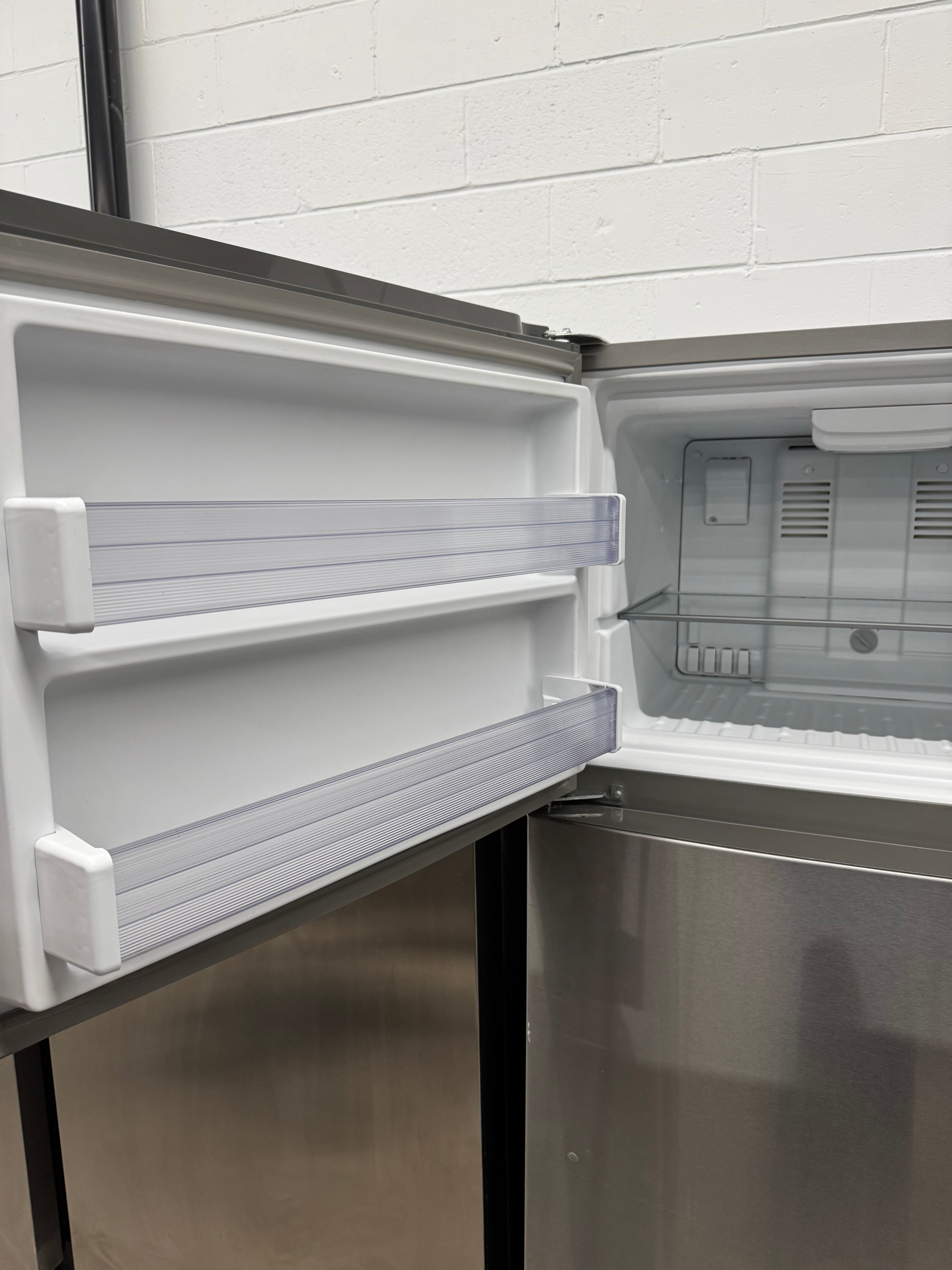 Maytag 30” Top Freezer Refrigerator - MRT519SZDM01