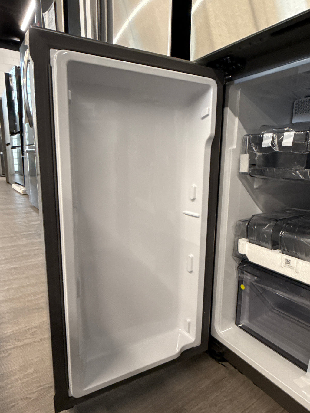 OPEN BOX- Samsung 36” Smart 4-Door French Door Refrigerator - RF29A9071SR