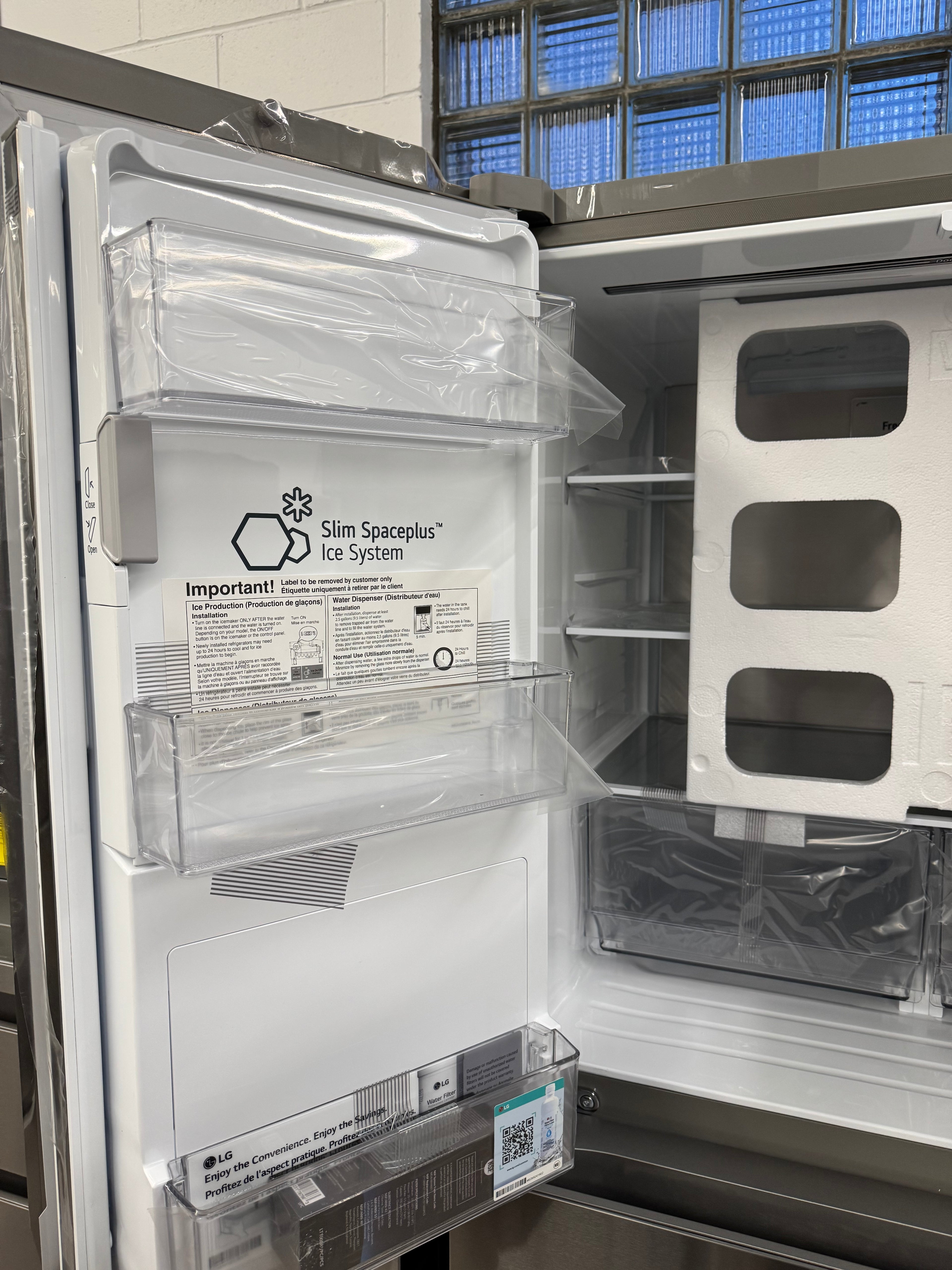 NEW - LG 36” French Door Fridge With water Dispenser - LF29S8365S (1 YEAR MANUFACTURER WARRANTY)