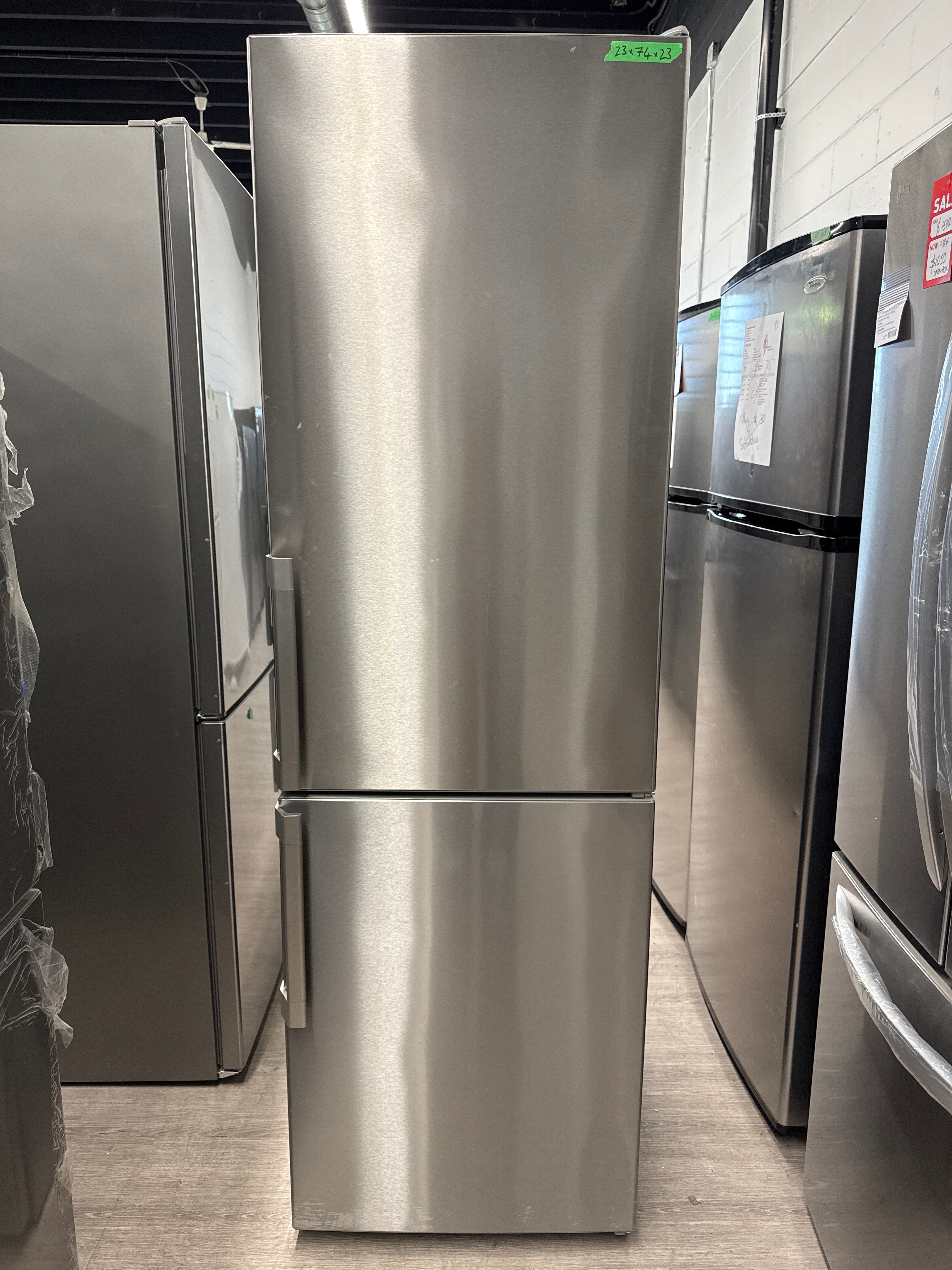 OPEN BOX - Whirlpool 24” Bottom Freezer Refrigerator - URB551WNGZ