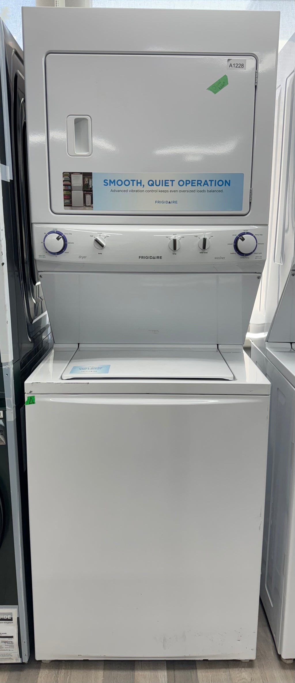 FRIGIDAIRE 27” LAUNDRY UNIT - CFLE1011MW0