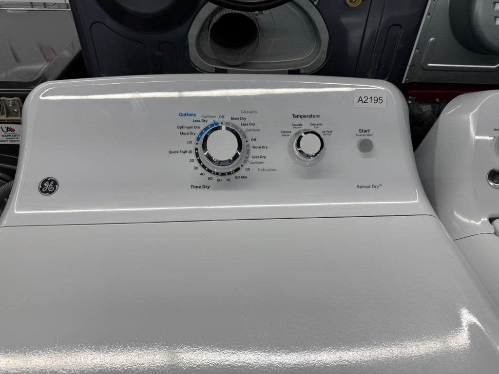 GE 27” Top Load Washer & Dryer Set (GTW460ASJ2WW & GTD40EBMK0WW)