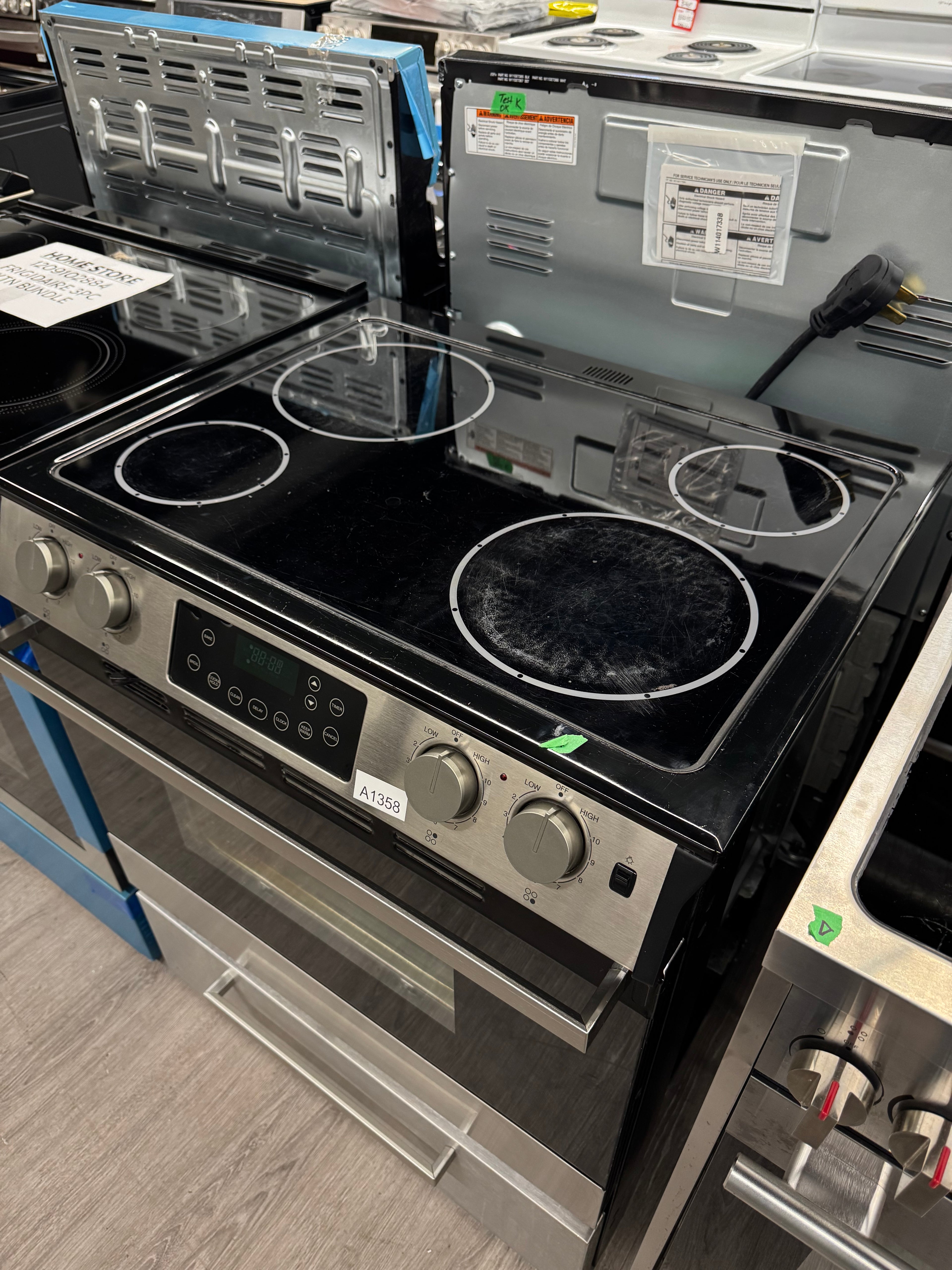 IKEA 30” Slide-In Glass Top Electric Range - YISE630WS01