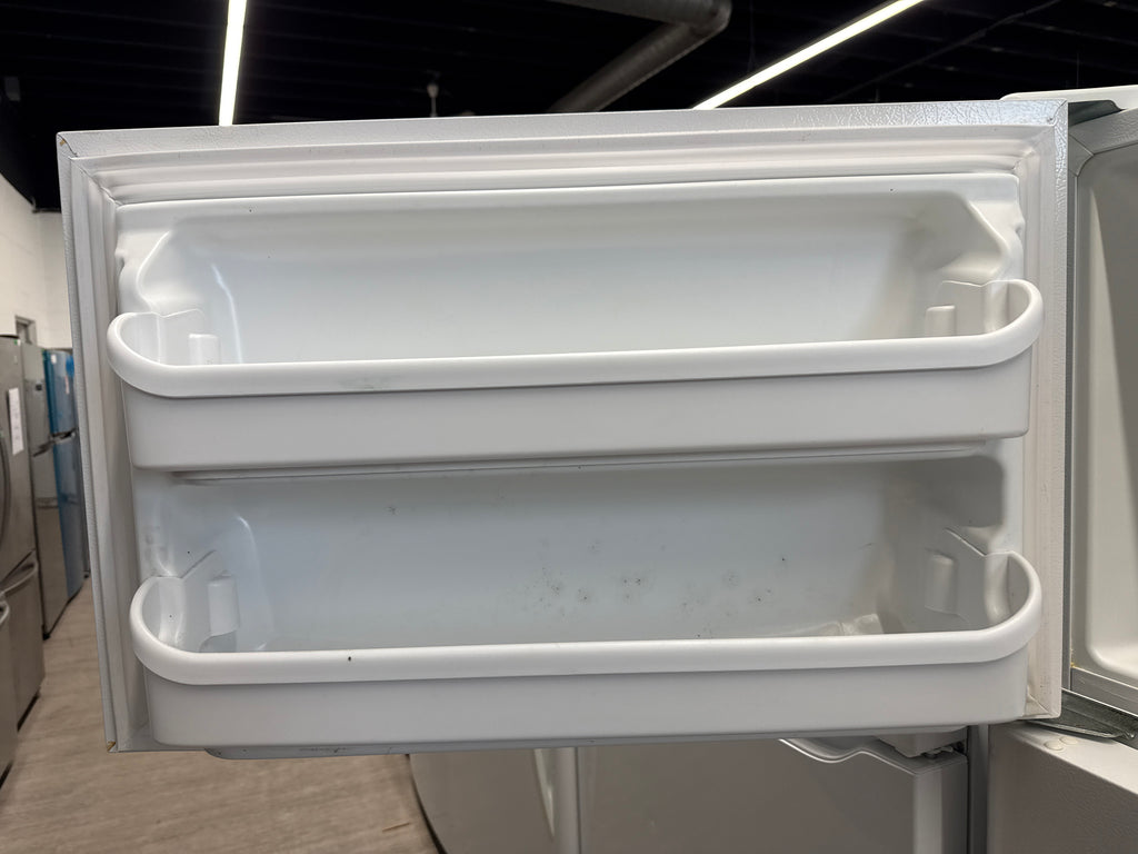 Kenmore 30” Top Freezer Refrigerator - 970-420625