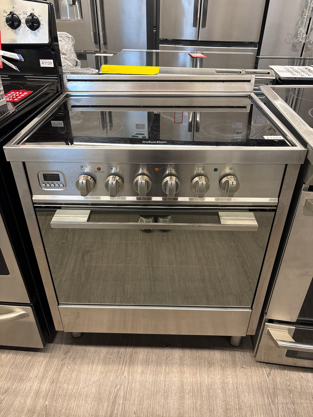 Used ILVE 30” Freestanding Induction Range - UPSI76MPI