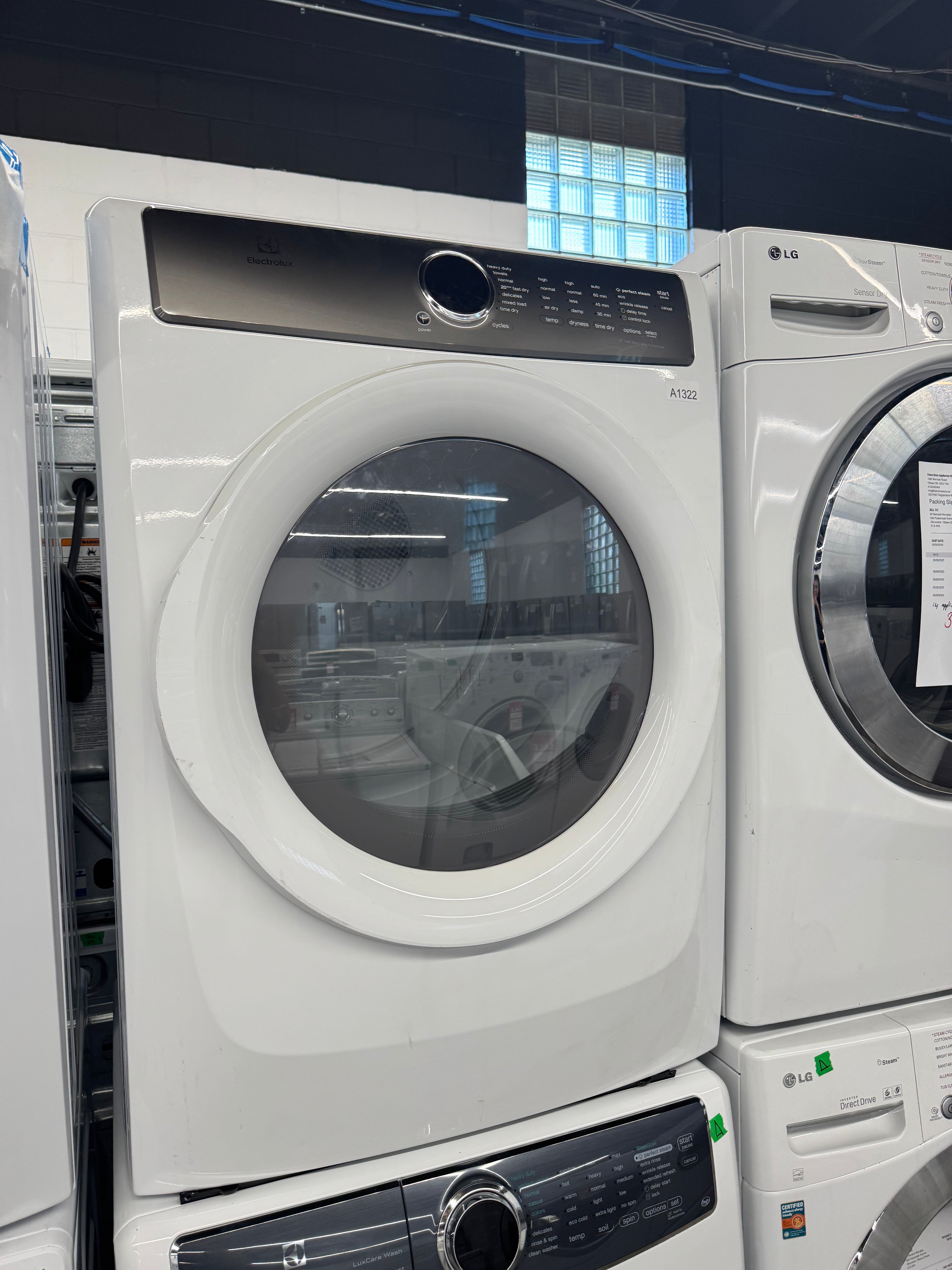 Electrolux 27” Front Load Washer/Dryer Set (EFLS617SIW0/EFMC427UIW0