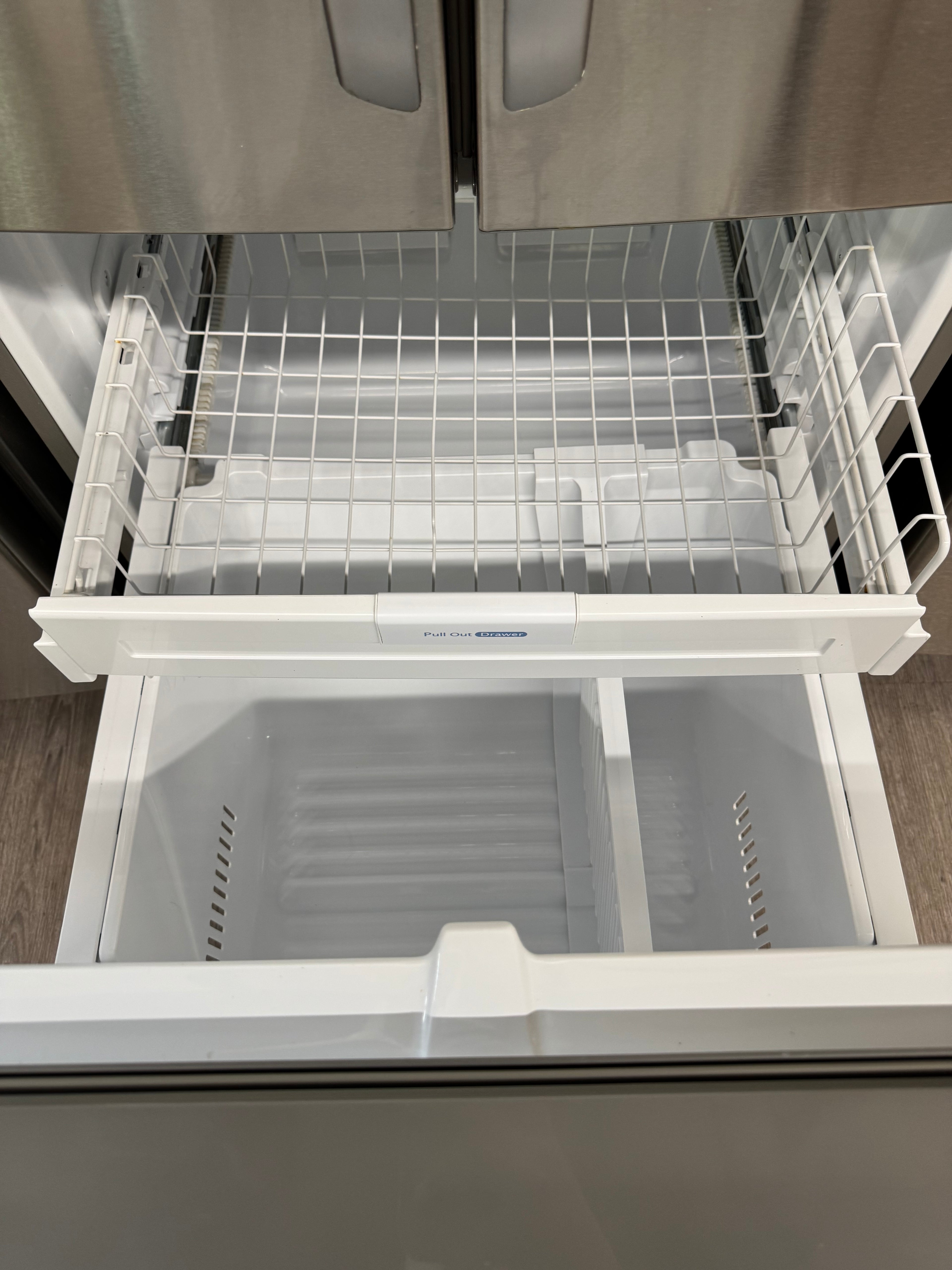 LG 30” French Door Refrigerator - LFC20745ST/03