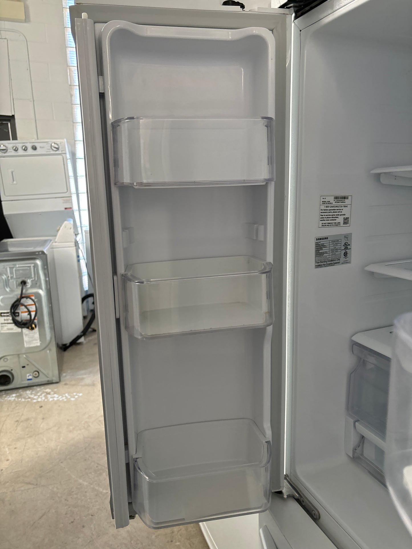 Samsung 30” French Door Refrigerator - RF220NCTAWW/AA