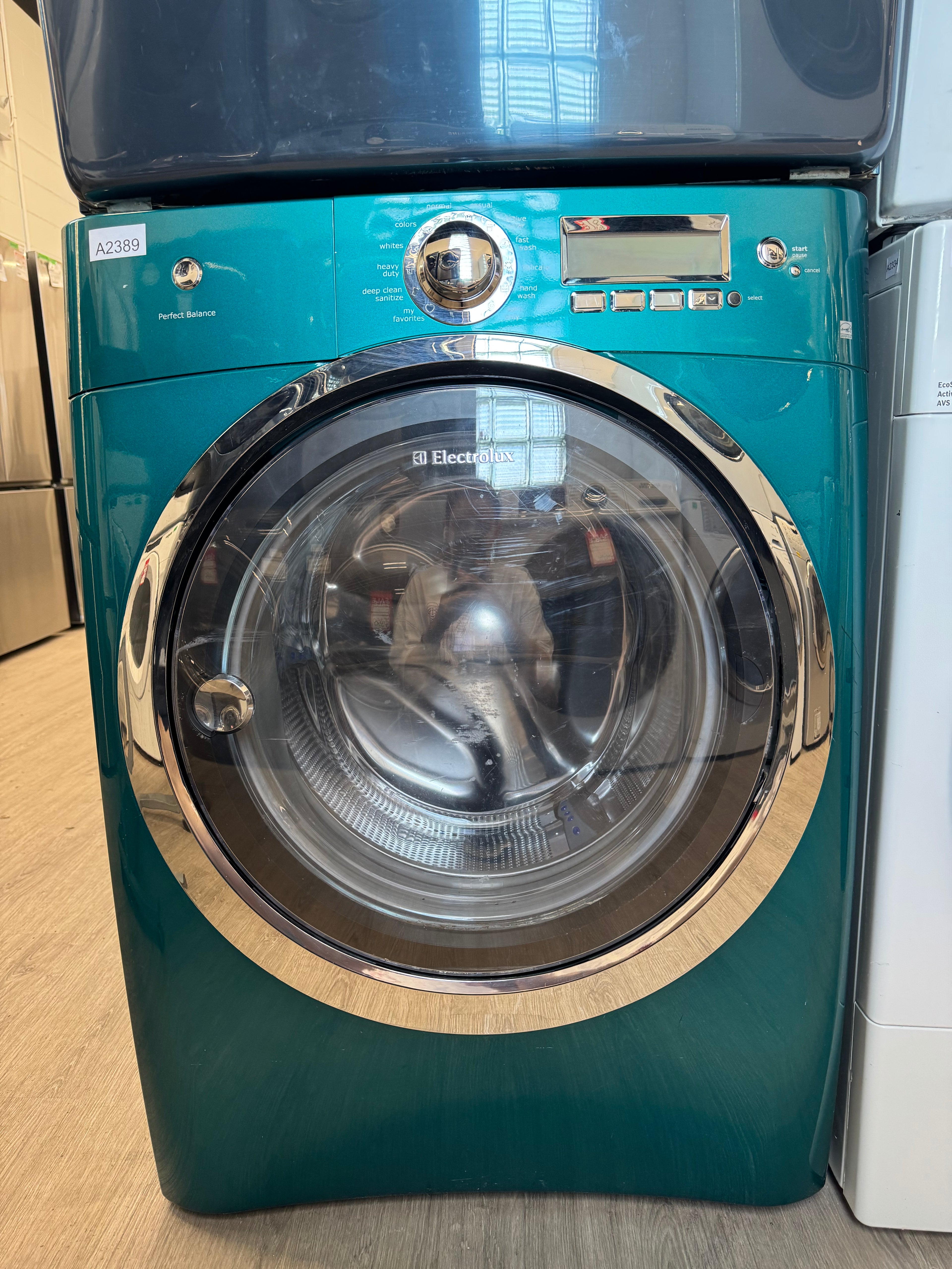 Electrolux 27” Front Load Washer - EWFLW65HTS0