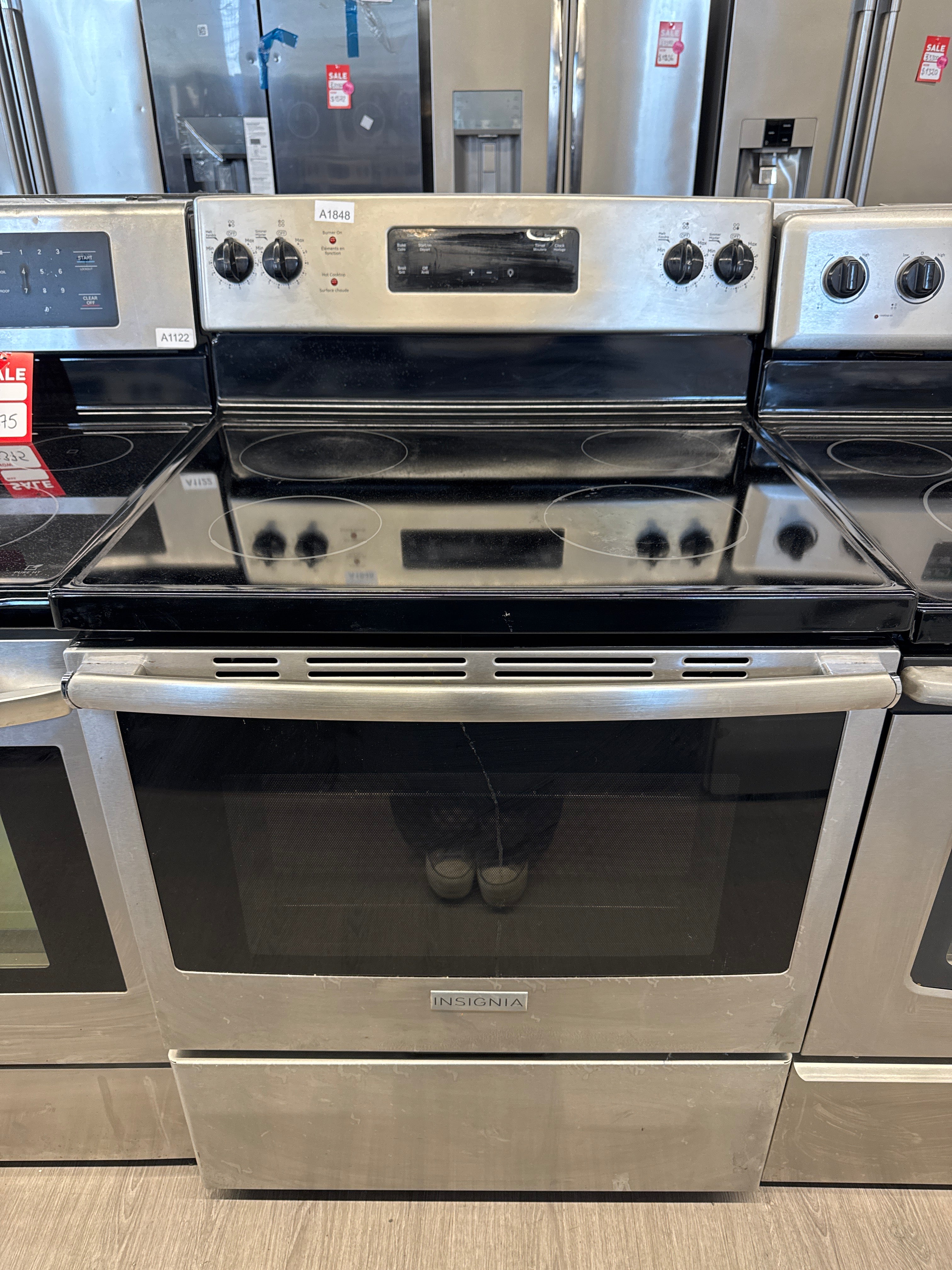 Insignia 30” Freestanding Glass Top Range - NS-RNE4BMSS9C