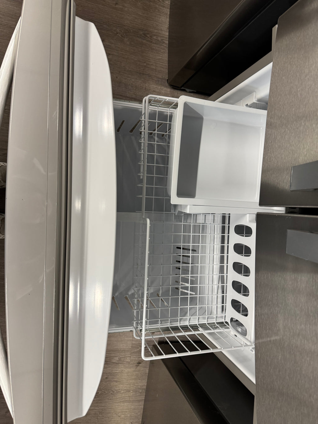 OPEN BOX - Whirlpool 33” French Door Refrigerator - WRFF5333PZ03