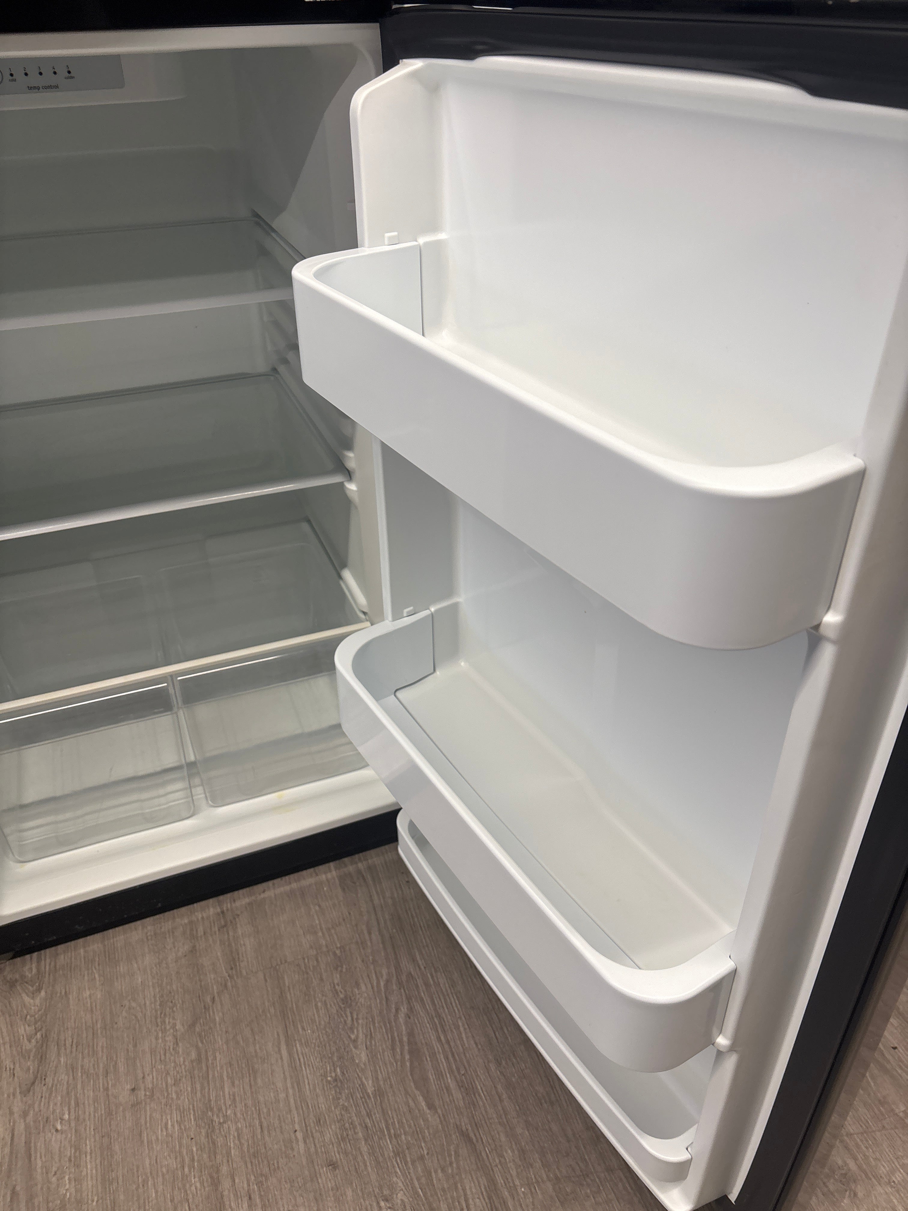 FRIGIDAIRE 24” Top Freezer Refrigerator - FFET1222QS