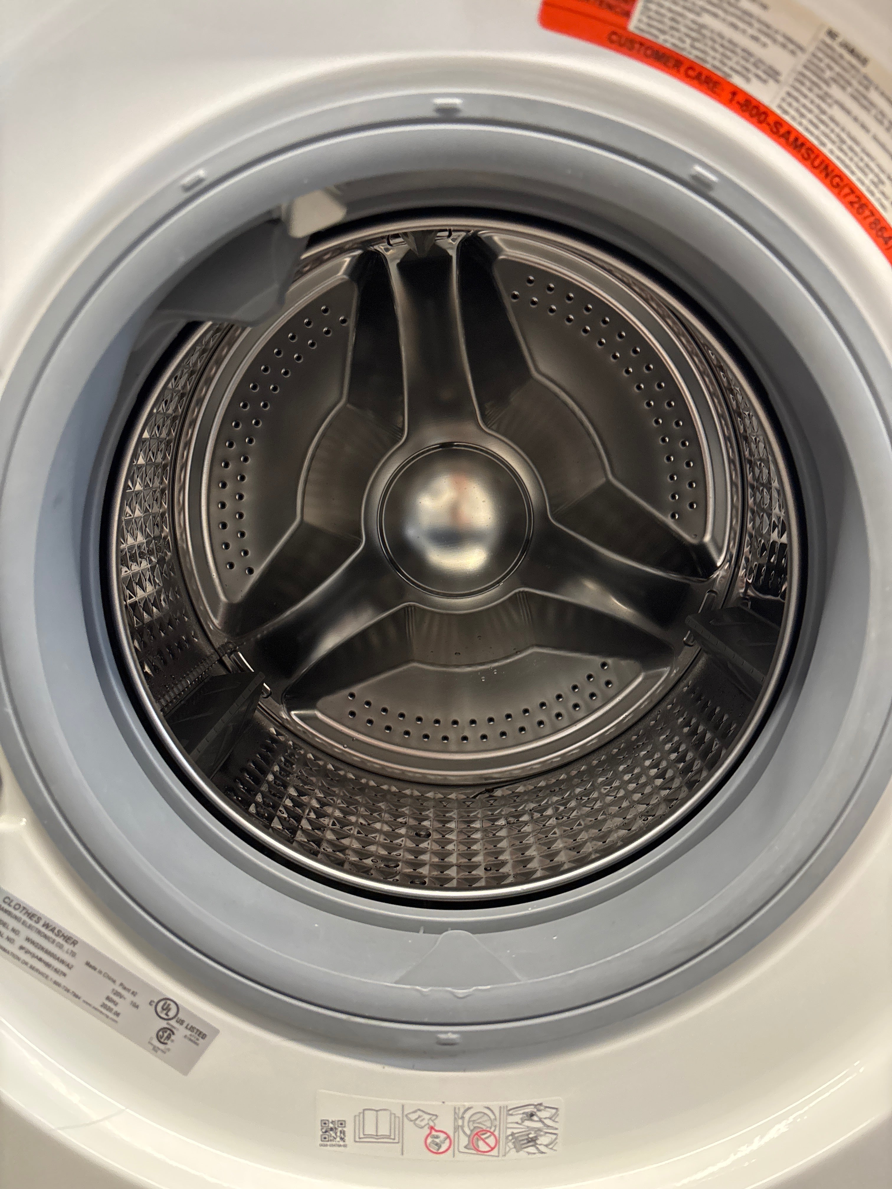 SAMSUNG 24” Front Load Washer & Dryer Set (WW22K6800AW/A2 & DV22K6800EW/AC)