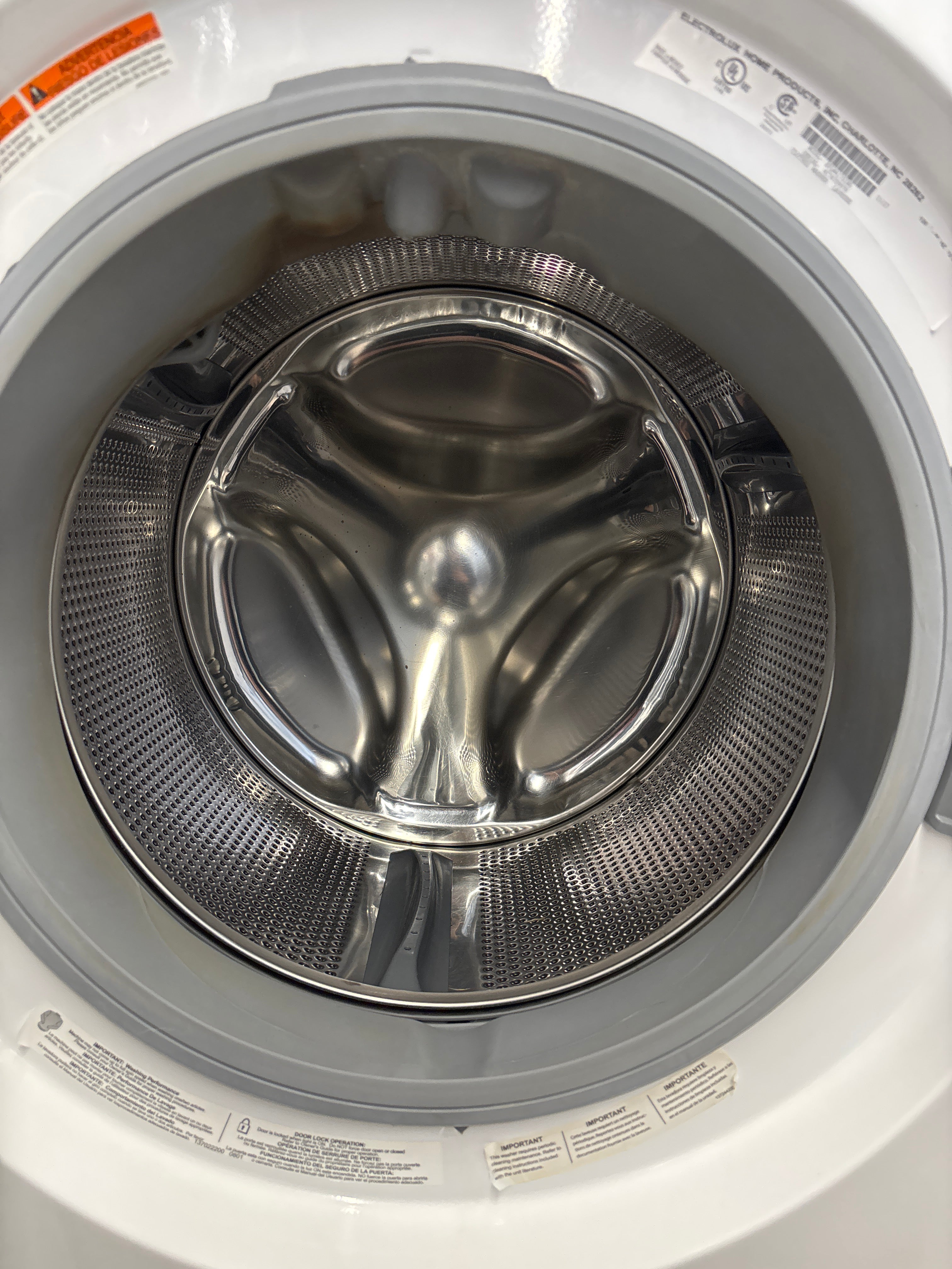 ELECTROLUX 27” Front load washer  - EFLW417SIW0