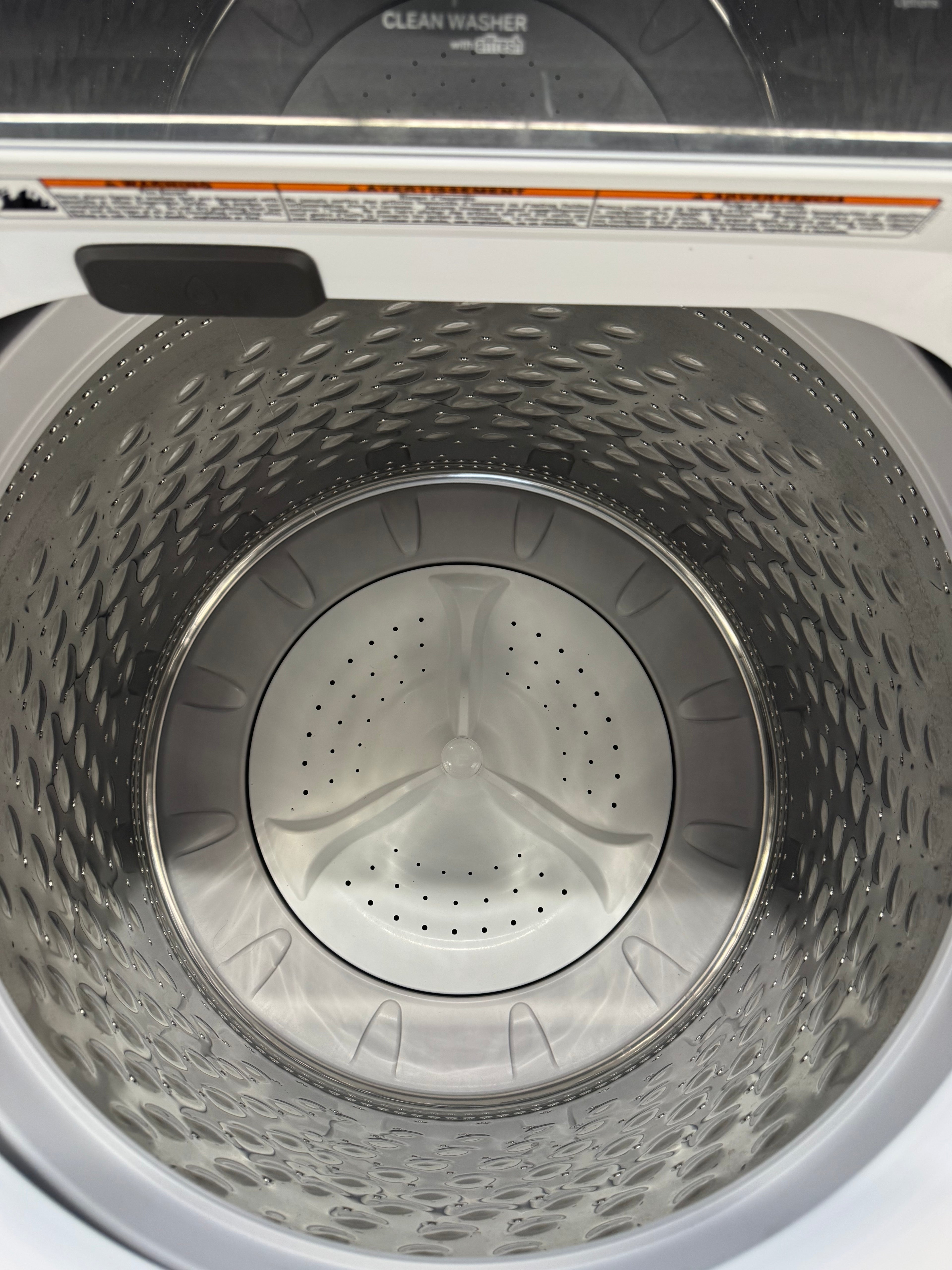OPEN BOX - Whirlpool 27” Top Load Washer - WTW5020SW0